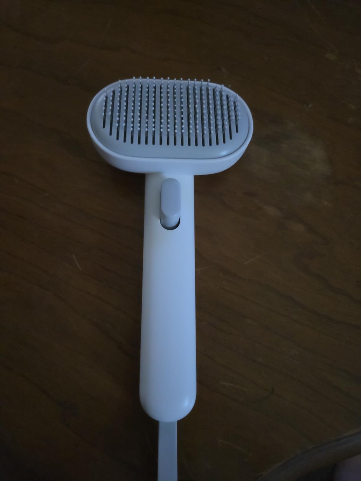 Aumuca Cat Brush for Shedding, Cat Brushes for Indoor Cats, Cat Brush for Long or Short Haired Cats, Cat Grooming Brush Cat Comb for Kitten Rabbit Massage Removes Loose Fur customer photo 1