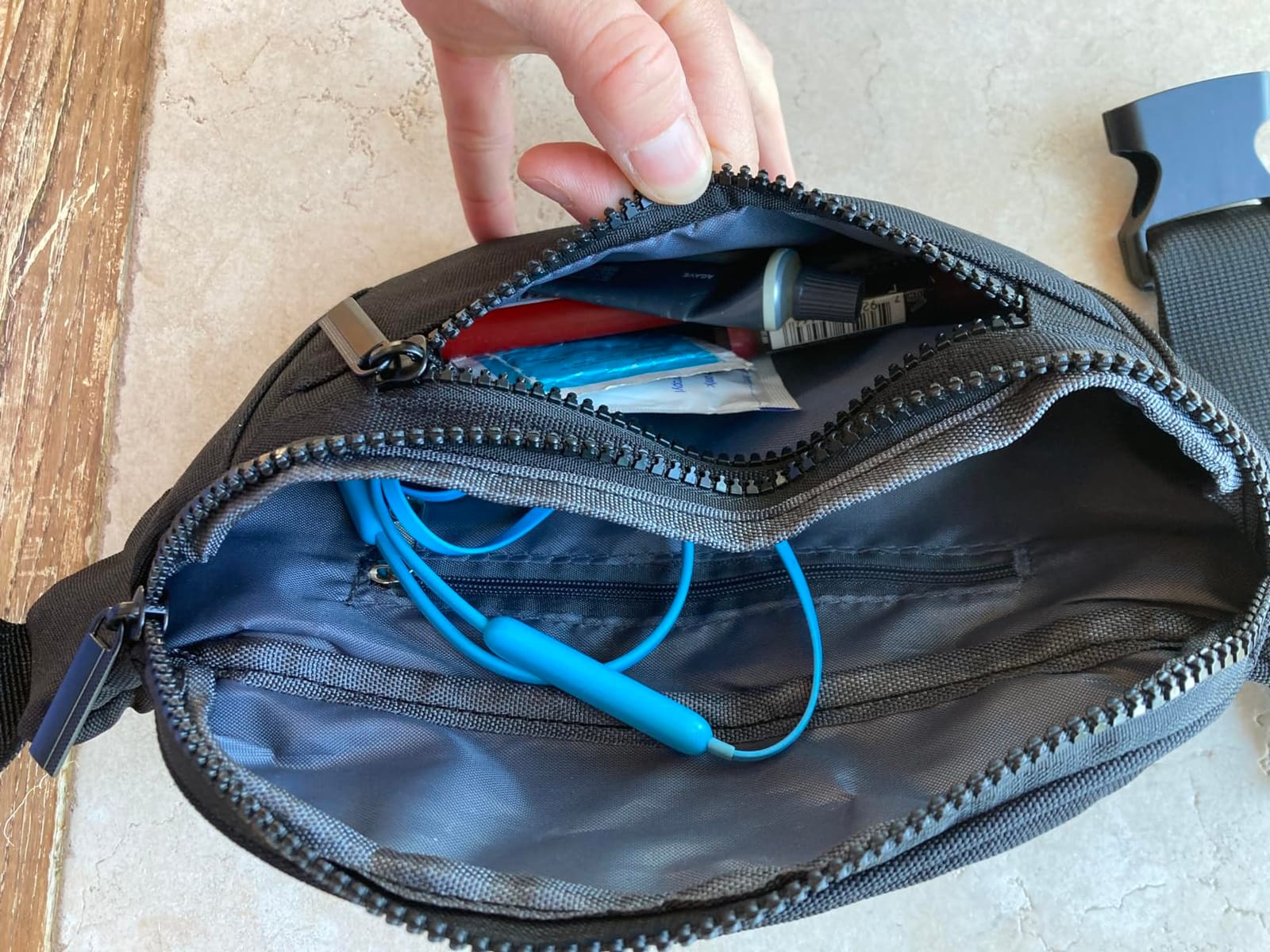 AIKENDO Fanny Pack for Men Women, Crossbody Waist Bag Pack Phone Bag customer photo 2