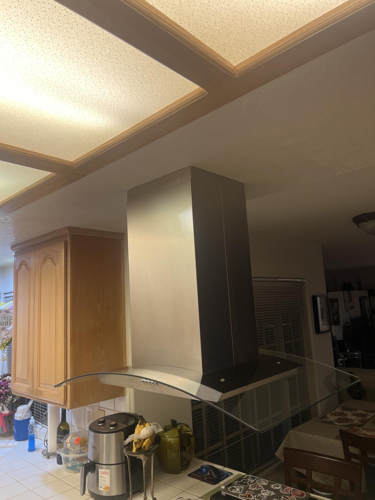 JOEAONZ Island Range Hood 36 inch 700 CFM, Ceiling Mount Kitchen Vent Hood Ducted/Ductless Convertible, 4 LED Lights 5-Layer Filters Extractor Stove Exhaust Fan, Curved Tempered Glass Stainless Steel customer photo 1