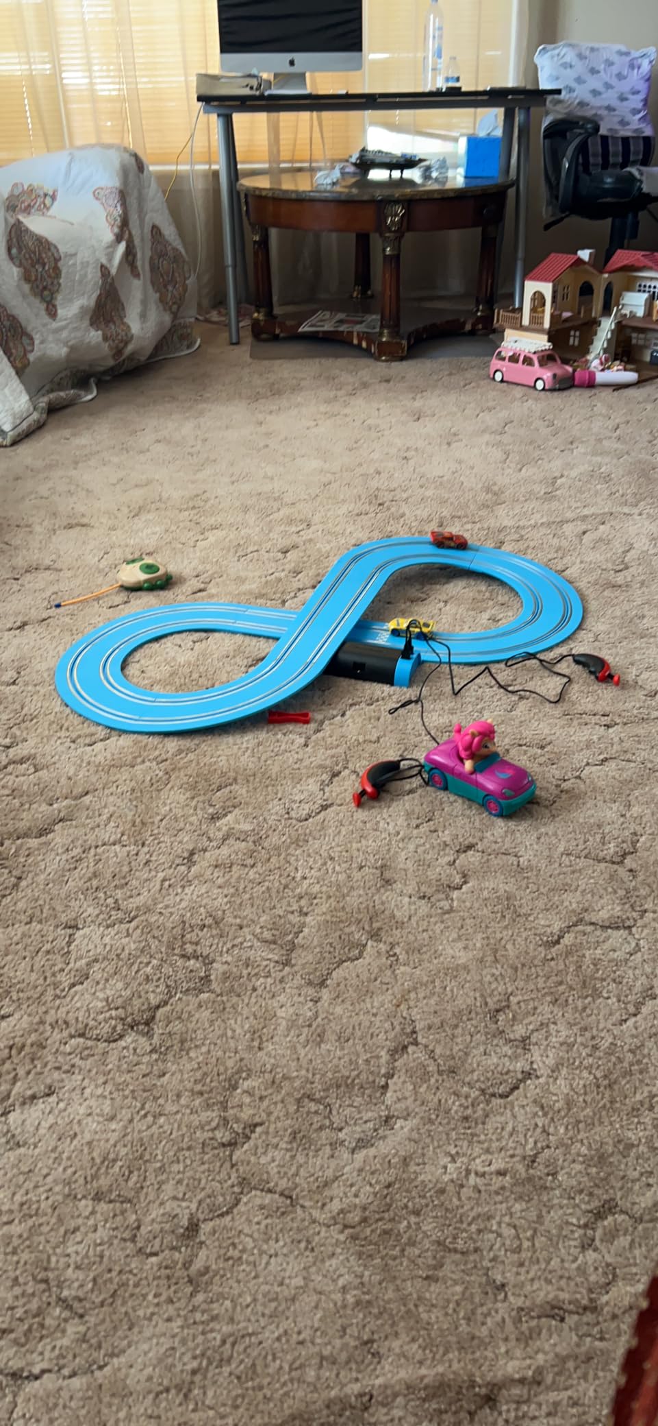 Carrera First Disney Cars Slot Car Race Track Set – Lightning McQueen customer photo 2