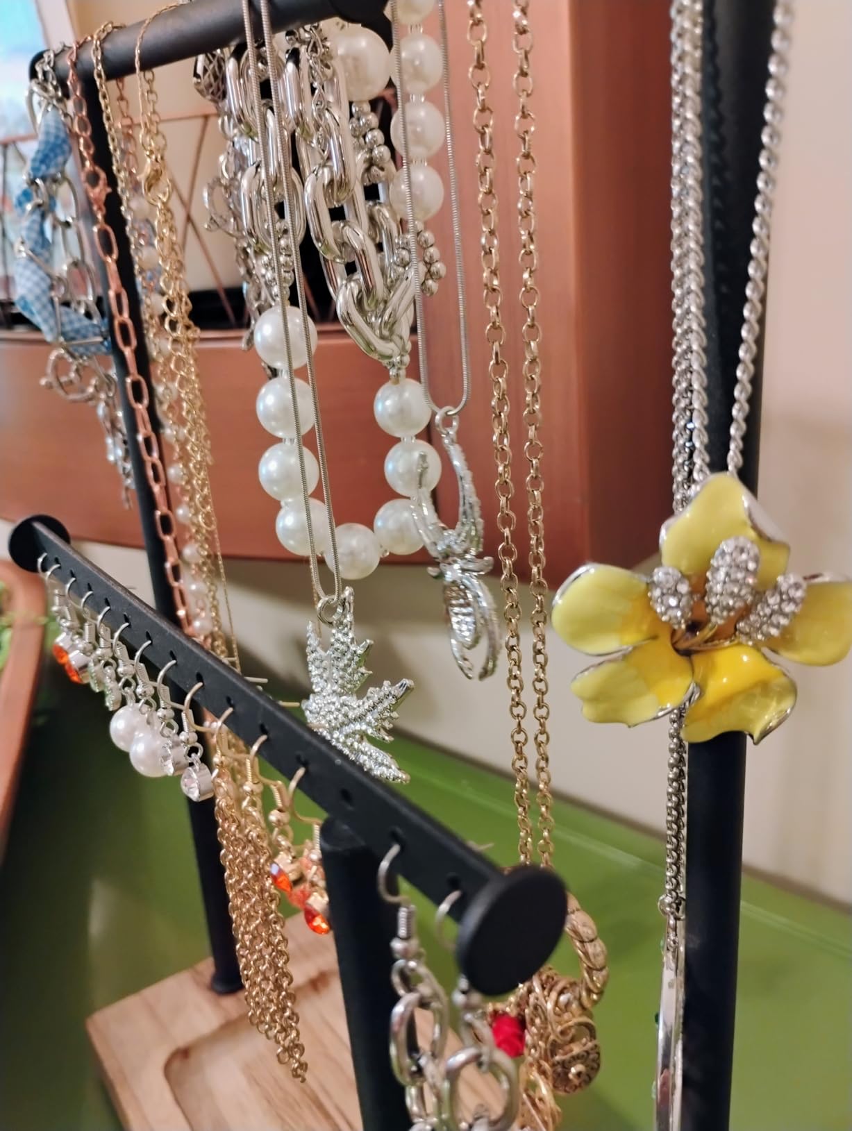 SRIWATANA Carbonized Black Jewelry Organizer Stand, Tall Necklace Holder customer photo 1