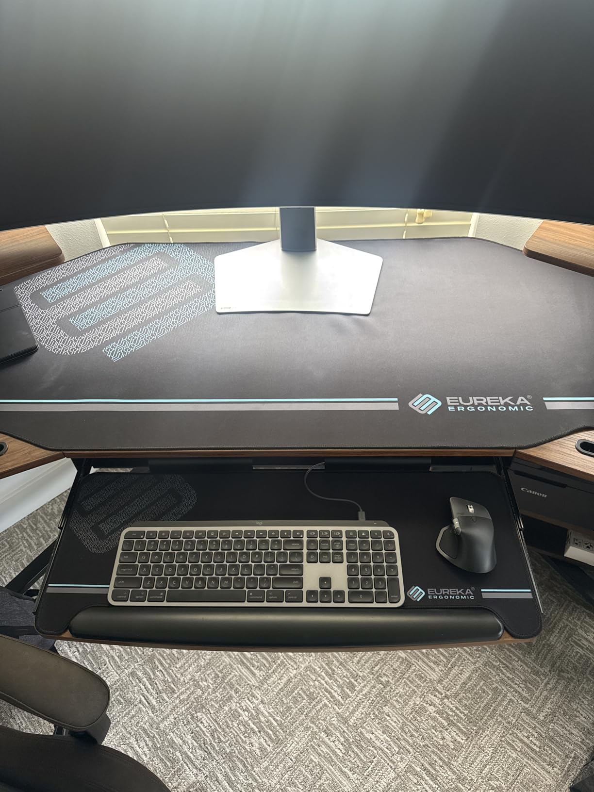 EUREKA ERGONOMIC Gaming Desk Wing Shaped Keyboard Tray 72 Inch Black customer photo 2