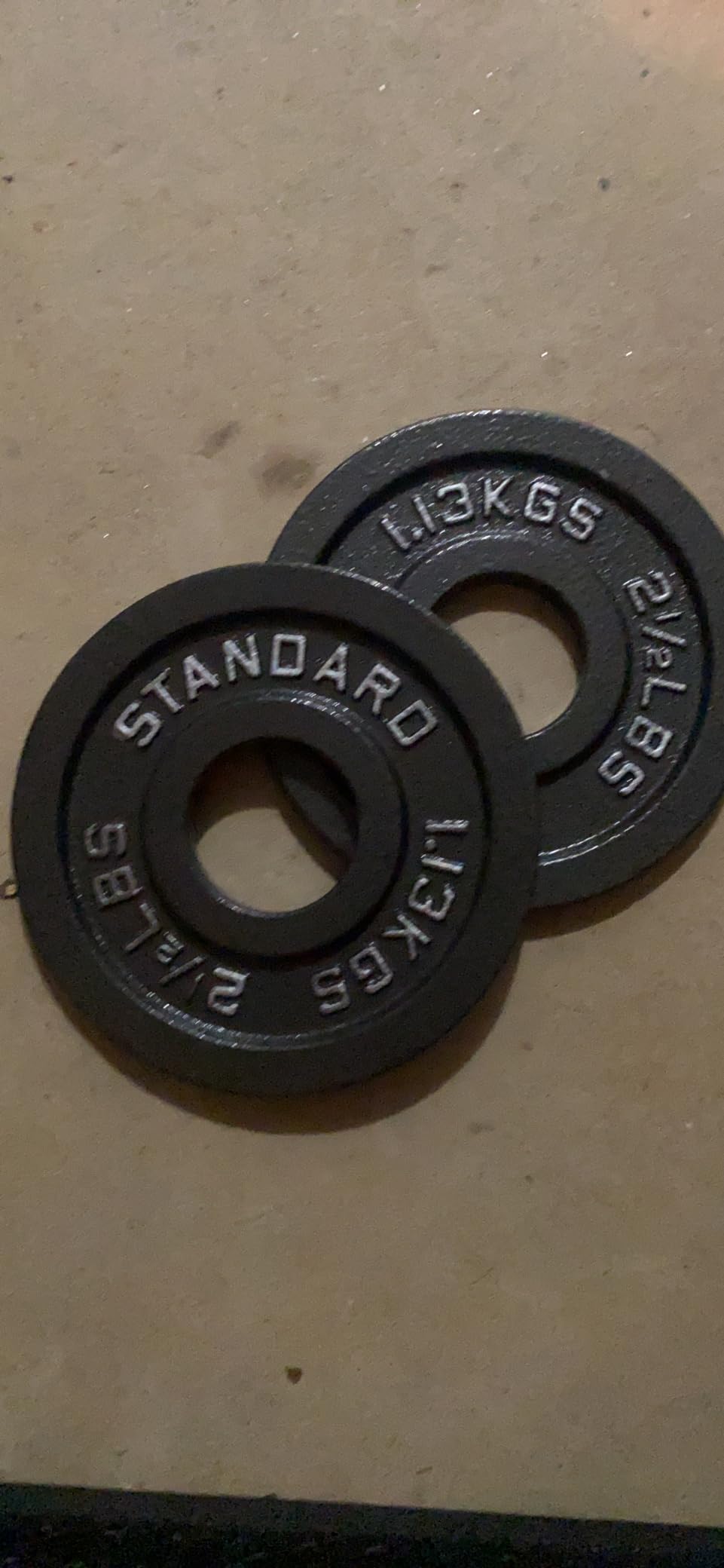 Cast Iron Olympic Weight Plates – Free Weights with 2-inch Hole & Anti-Rust Hammertone Finish - Ideal for Strength Training, Crossfit Equipment & Home Gym Set – Sold in Pairs - 2.5LB–45LB customer photo 1