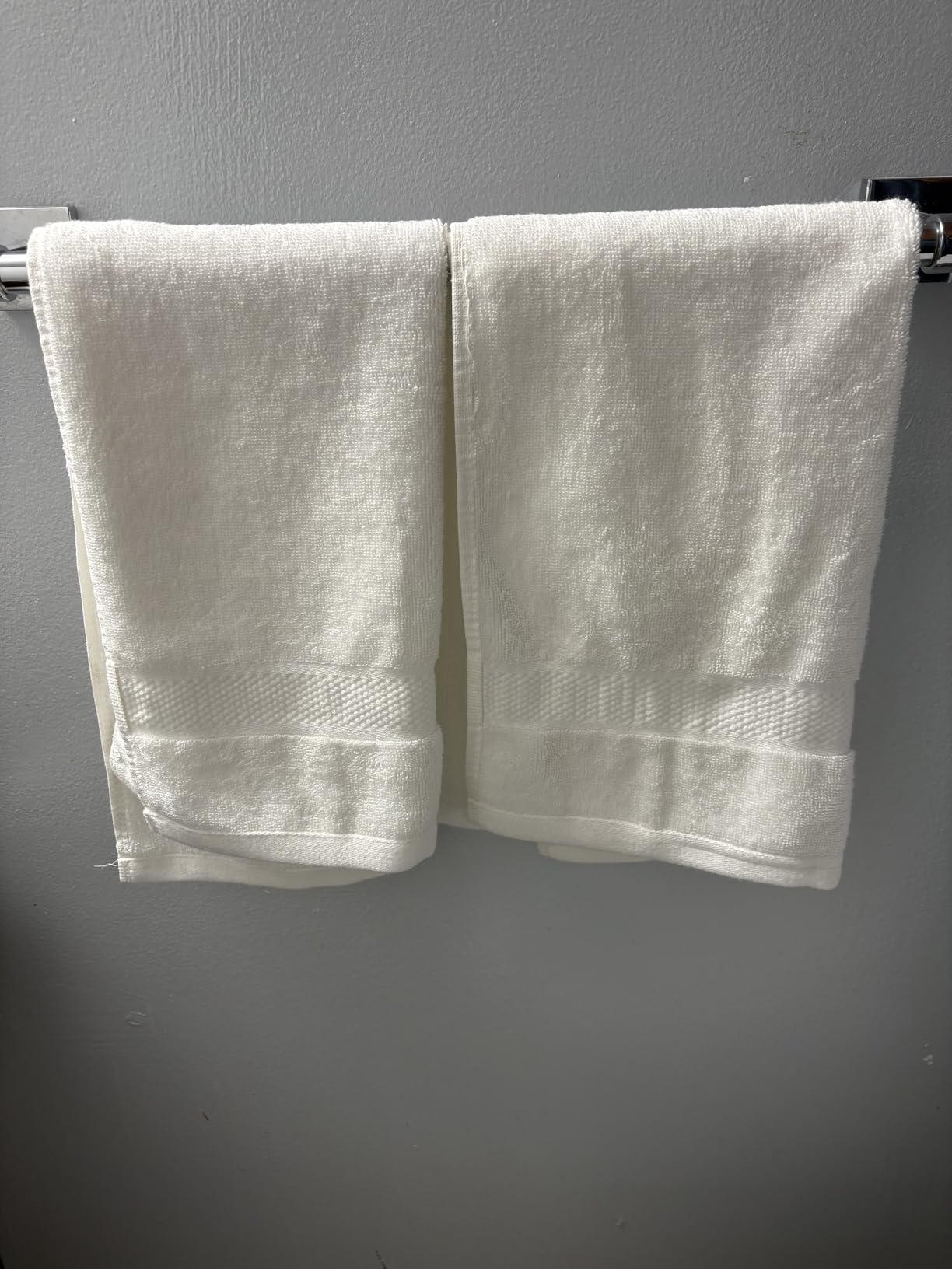 Infinitee Xclusives 100% Cotton Hand Towels for Bathroom - Set of 6 customer photo 1