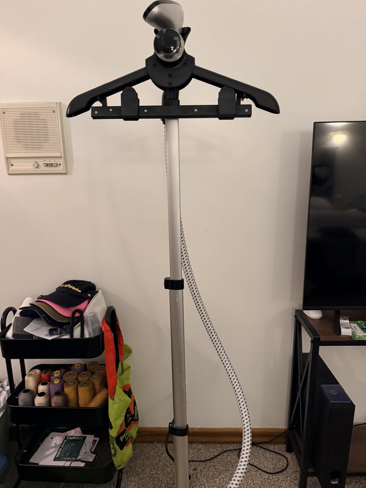 SALAV Heavy Duty Commercial Full-Size Garment Steamer with Foot Pedals and Extra Large 3L (101.5 oz) Water Tank, 1800 watts of Powerful Steam (Navy) customer photo 2