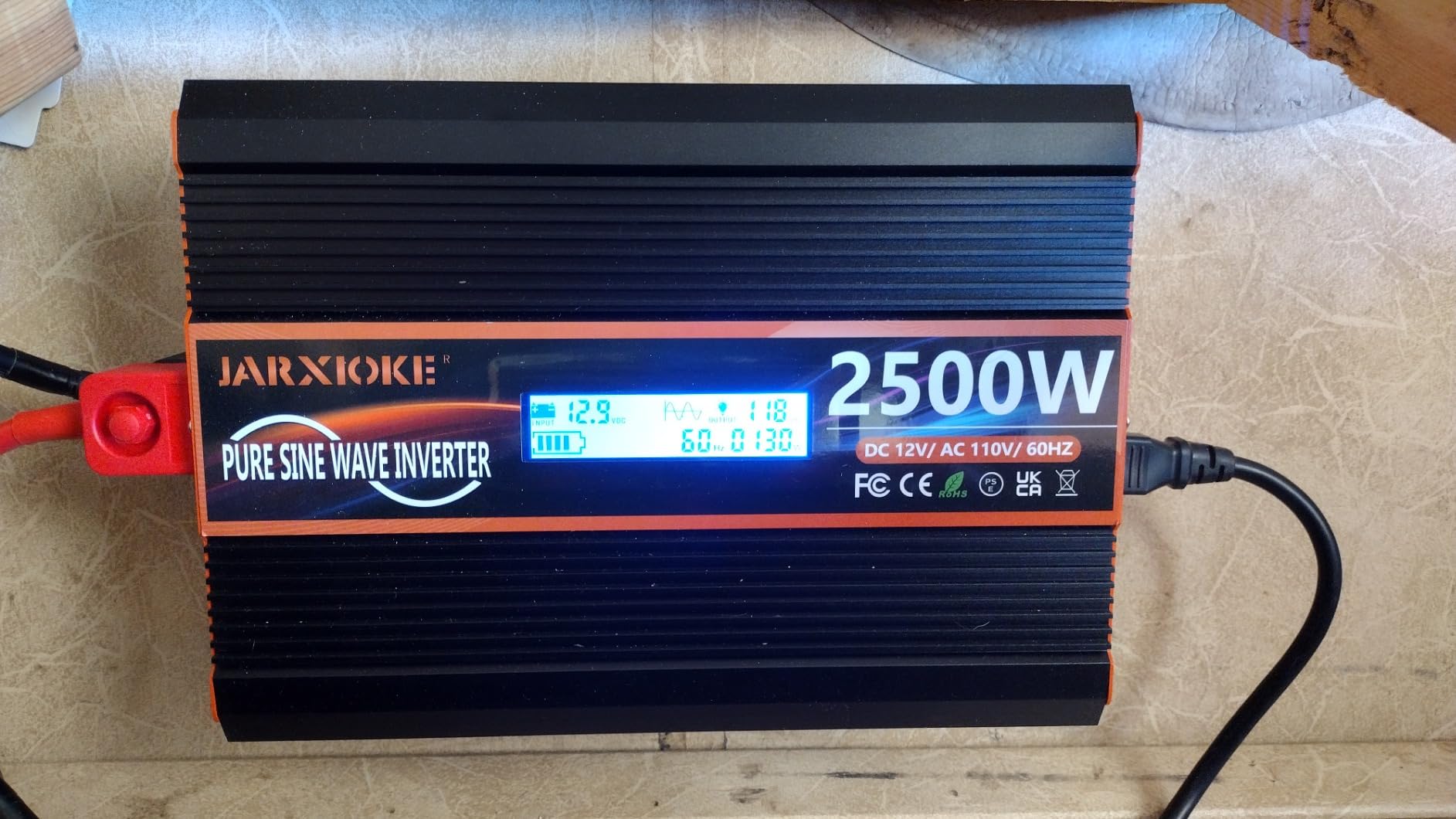 ECO-WORTHY 200 Watts 12 Volt/24 Volt Solar Panel Kit with High Efficiency Monocrystalline Solar Panel and 30A PWM Charge Controller for RV, Camper, Vehicle, Caravan and Other Off Grid Applications customer photo 1