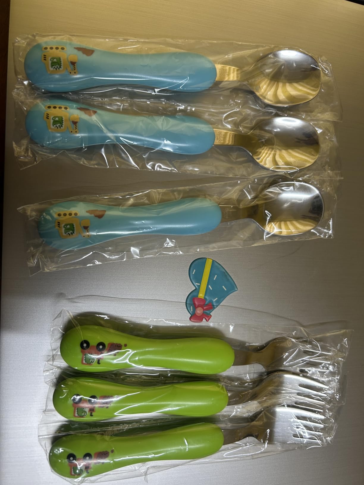 Lehoo Castle Toddler Utensils, 6-Pieces Kids Fork and Spoon Set (Dinosaur) customer photo 2
