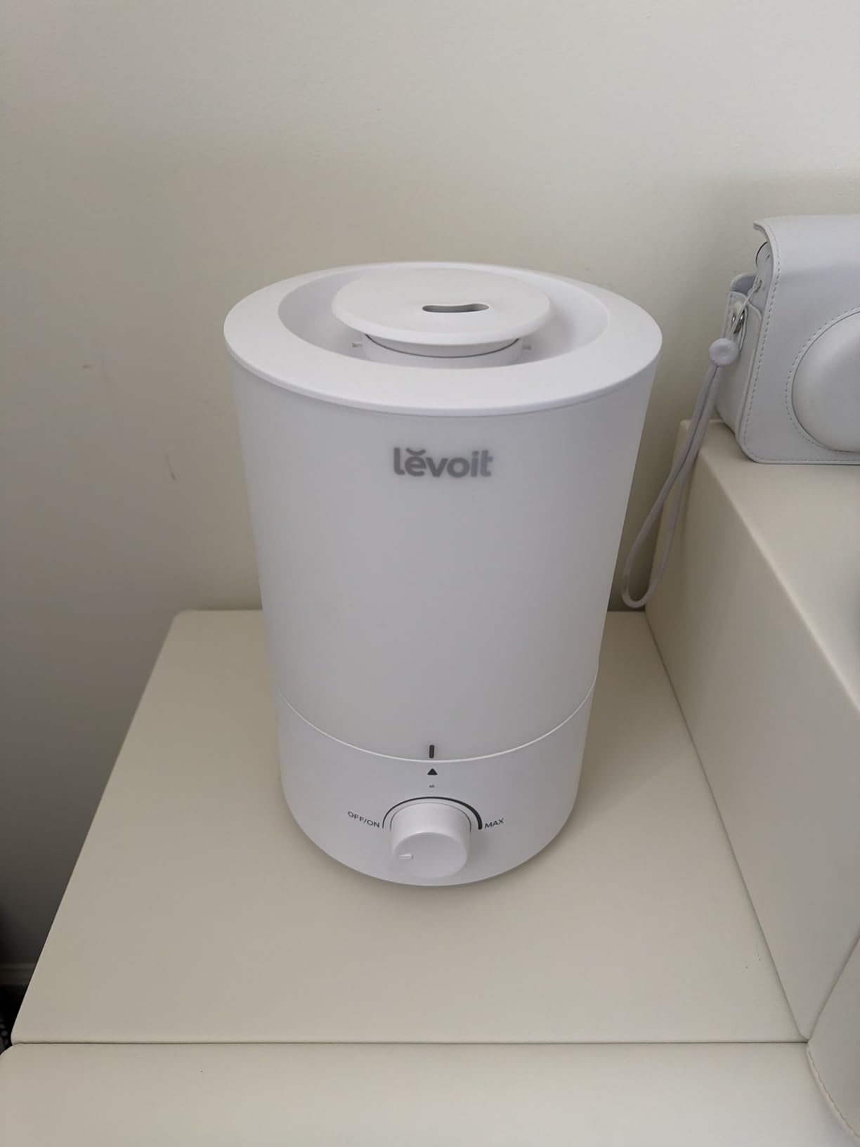 LEVOIT Humidifiers for Bedroom, Quiet, 3L Cool Mist, Essential Oil Diffuser customer photo 1
