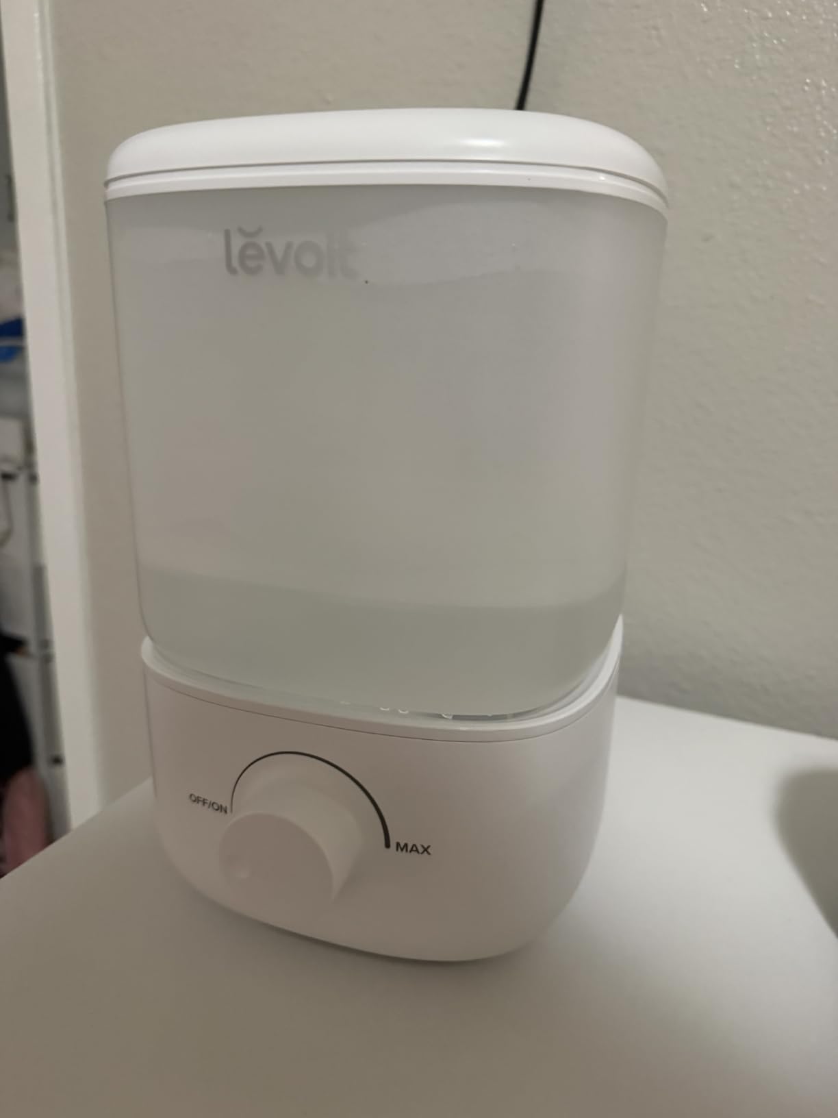 LEVOIT Humidifiers for Bedroom, Quiet, 3L Cool Mist, Essential Oil Diffuser customer photo 2