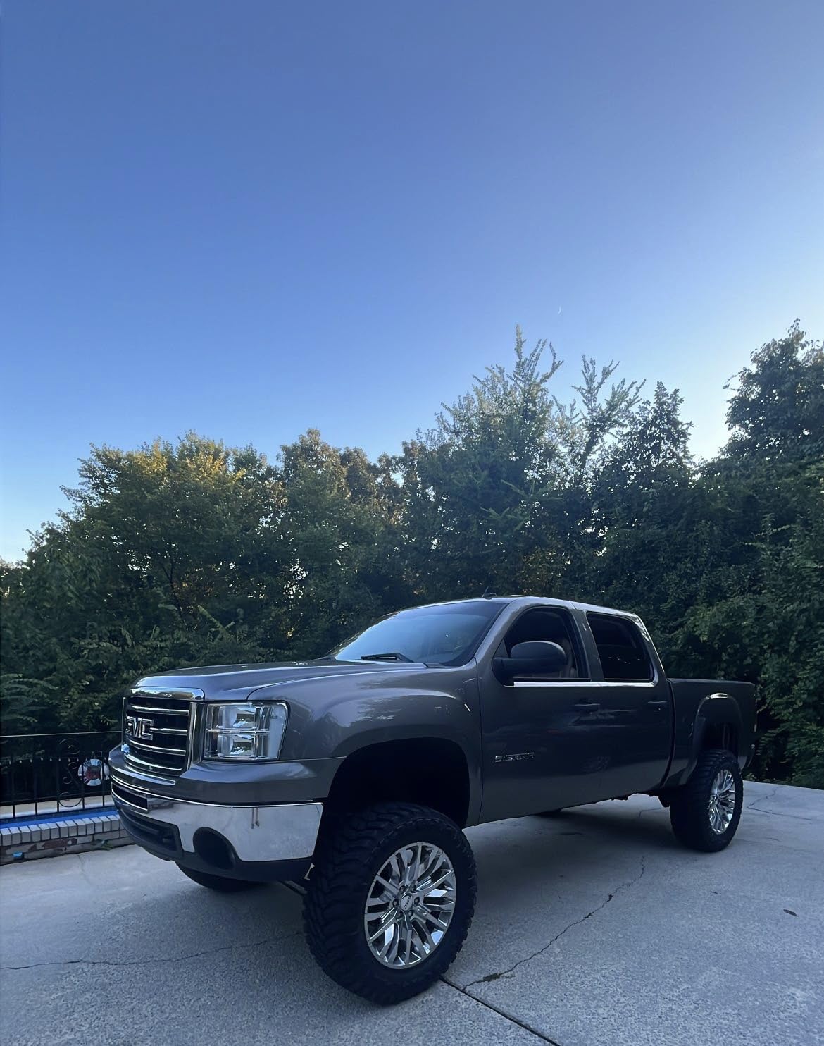 Atturo Trail Blade M/T LT35X12.50R18 123Q Mud Terrain E (10 Ply) Tire customer photo 2