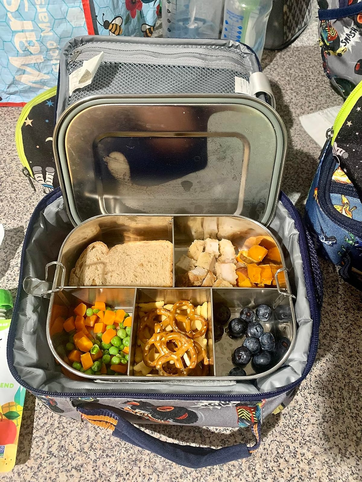 UPTRUST Stainless Steel Bento Lunch Box for Kids, 5-Compartment 1400ML customer photo 2