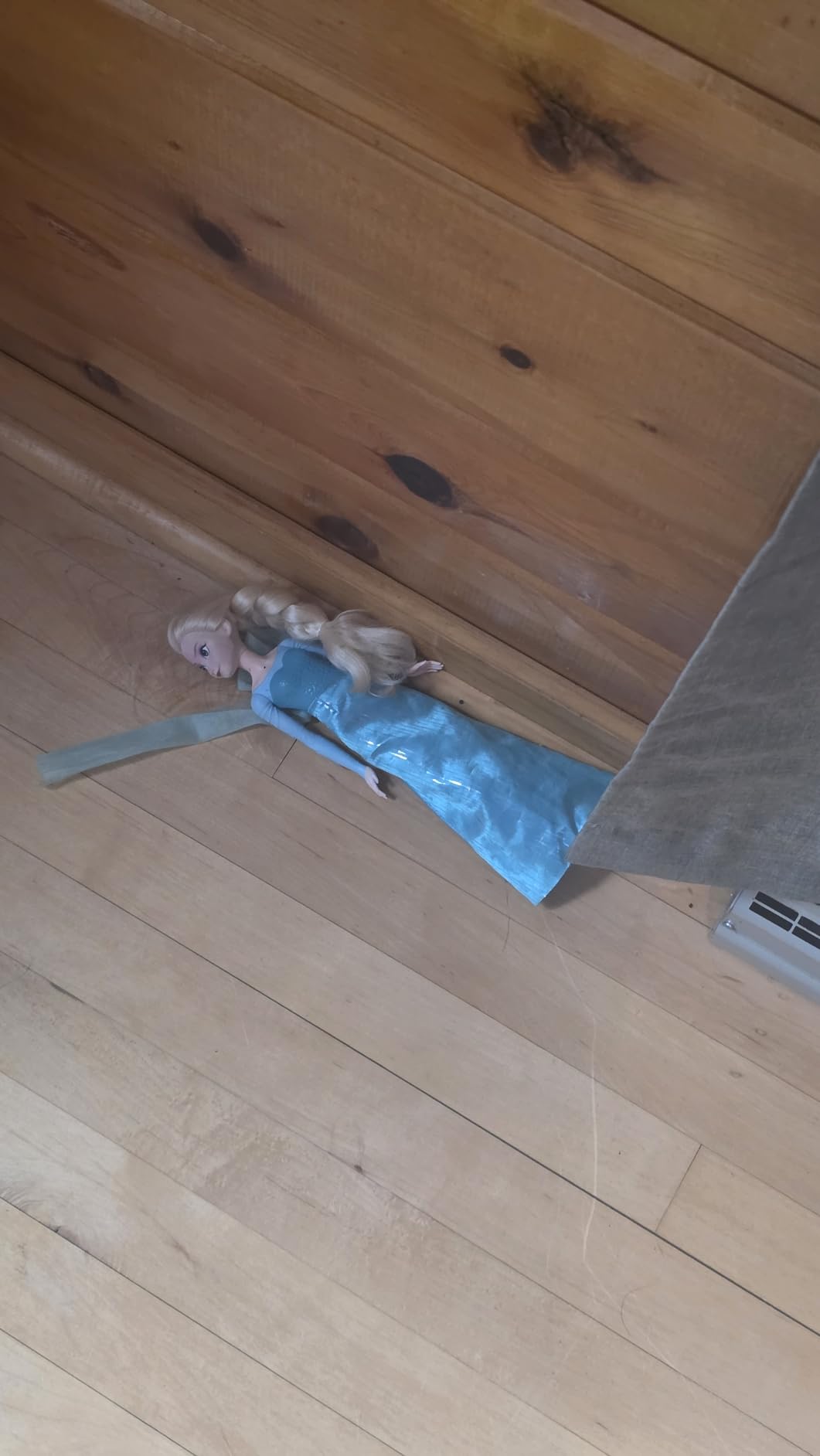 Mattel Disney Frozen Elsa Fashion Doll in Frozen 1 Look customer photo 2
