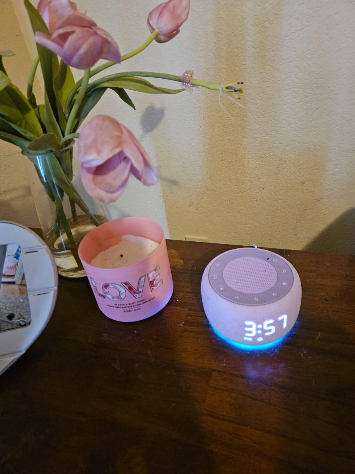 Buffbee Alarm Clock with Sound Machine for Bedrooms – 2-in-1 White Noise Machine for Sleep, Gentle Wake-Up with Soft Alarm Sounds, Ambient Night Light, Plug-in, Sleep Better, Wake Gently customer photo 1
