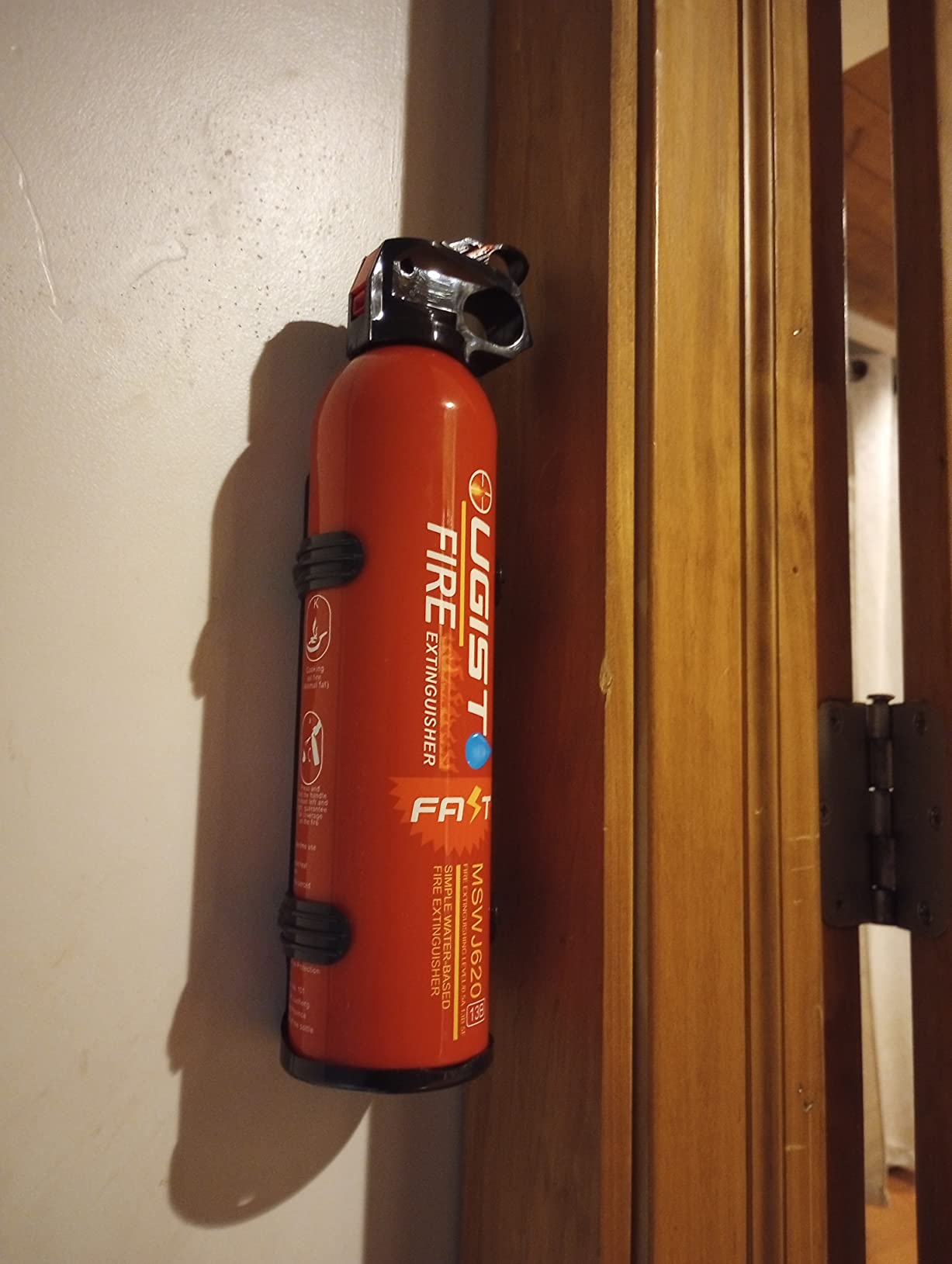 Multipurpose Fire Extinguisher (4 Pack, 21oz Each) with Wall Mount Bracket, Water-Based Foam No Residue, for Kitchen Grease & Electrical Fires, Portable Small Extinguisher for Home, Vehicle & Office customer photo 1