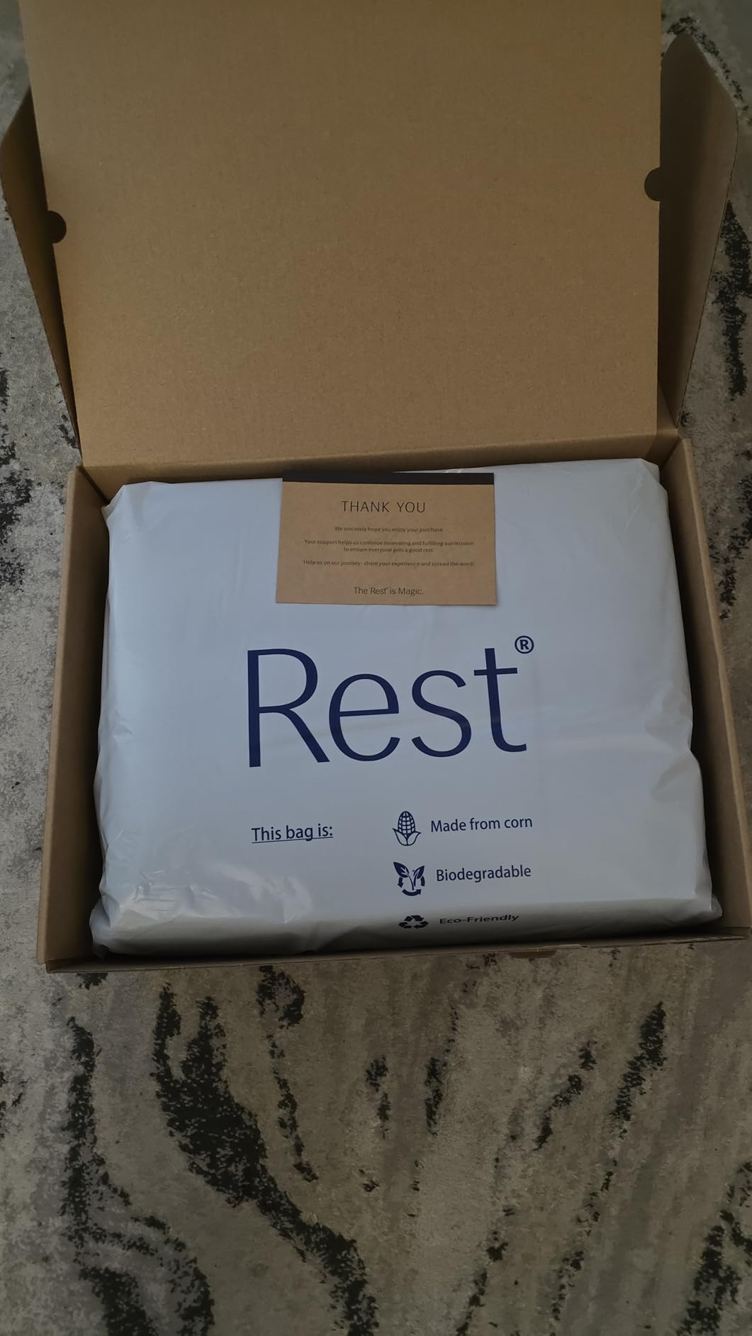 REST Evercool Cooling Comforter Blanket for Hot Sleepers, King/Cali King | All-Season Bedding to Keep Cool, Reversible Cool-to-Touch Fabric for Night Sweats, Breathable, Lightweight, Machine Washable customer photo 2