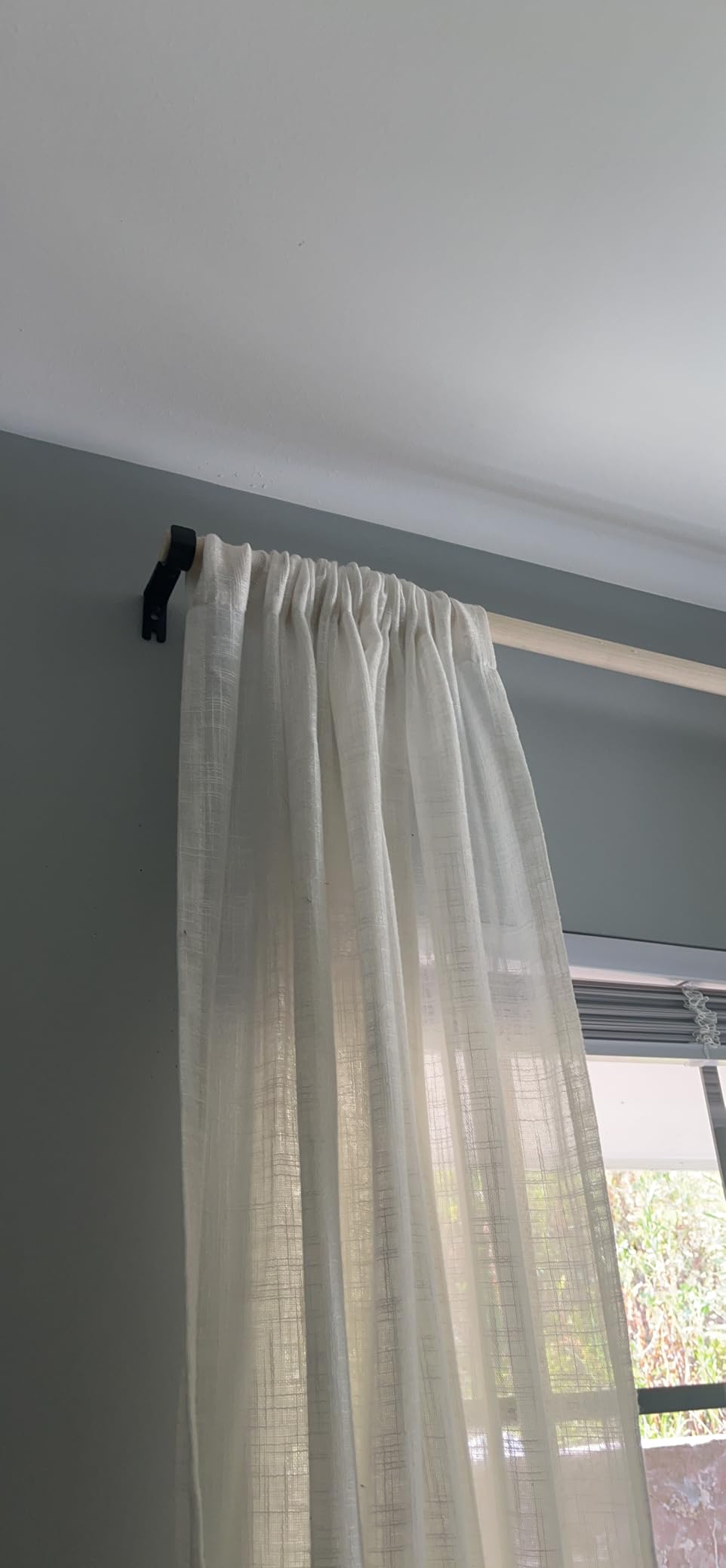 AddGrace 2 Pcs Adjustable Curtain Rod Bracket Fits up to 1 inch Rod White customer photo 2