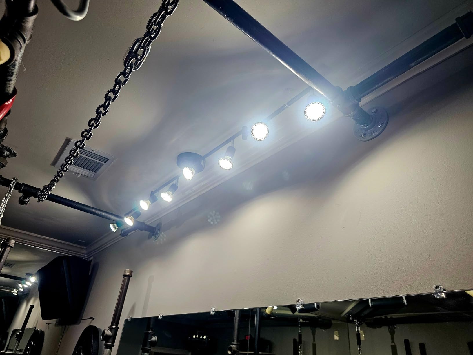 Unicozin LED 8 Light Track Lighting Kit, 54.13'' Black 8 Way Ceiling Spot Lighting, Flexibly Rotatable Head, Track Light Included 8 x LED GU10 Bulb (4W, Daylight White 5000K, 400LM) customer photo 1