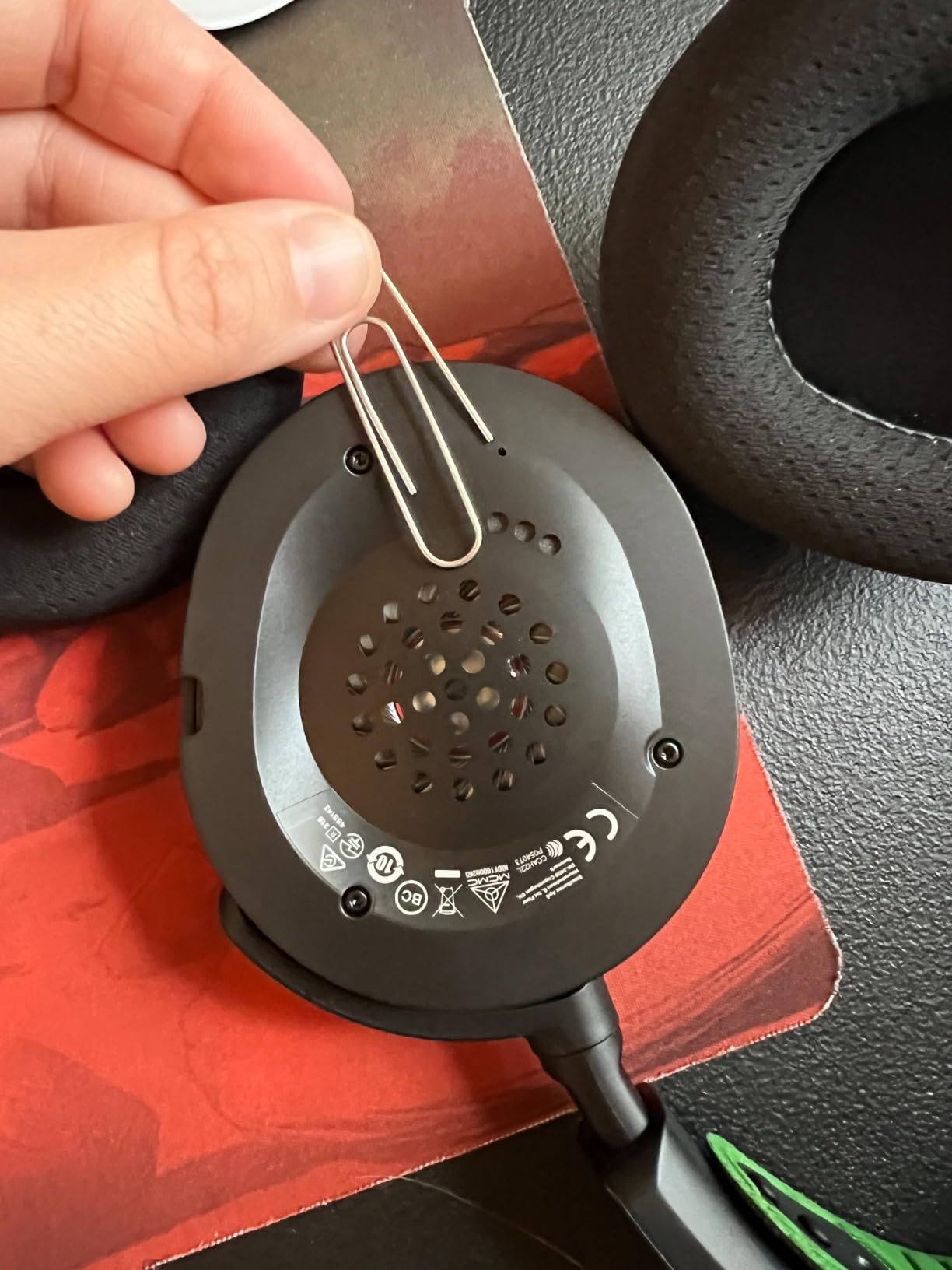 SteelSeries Arctis Nova 7X Wireless Multi-Platform Gaming Headset — Neodymium Magnetic Drivers — 2.4GHz+Bluetooth — 38Hr USB-C Battery — AI Mic — Xbox Series X|S, PC, PS5, Switch, VR, Mobile - Black customer photo 1