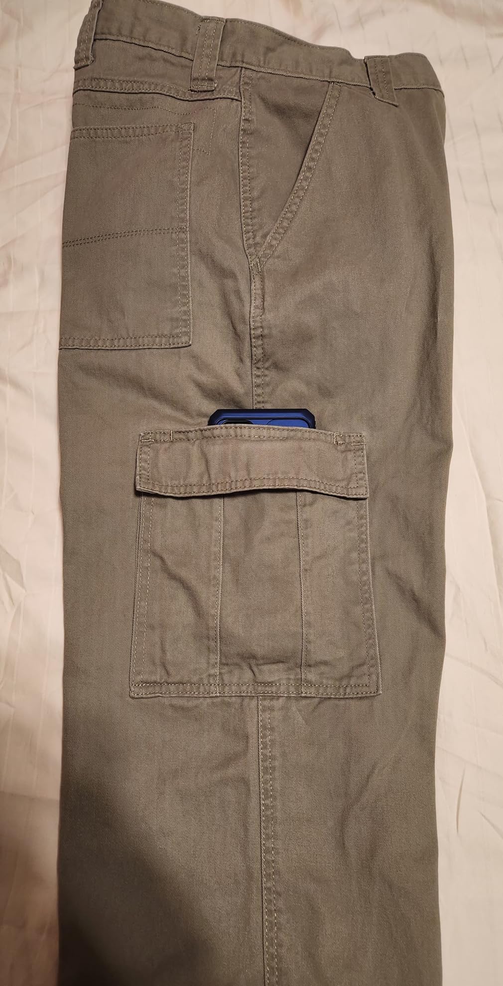 Wrangler Authentics Men's Twill Relaxed Fit Cargo Pant (Logan) customer photo 1