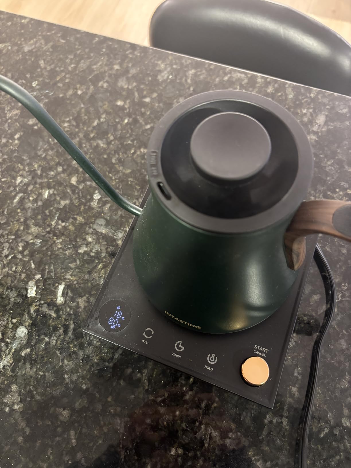 INTASTING Gooseneck Electric Kettle with ±1℉ Temperature Control 0.9 Liter customer photo 1