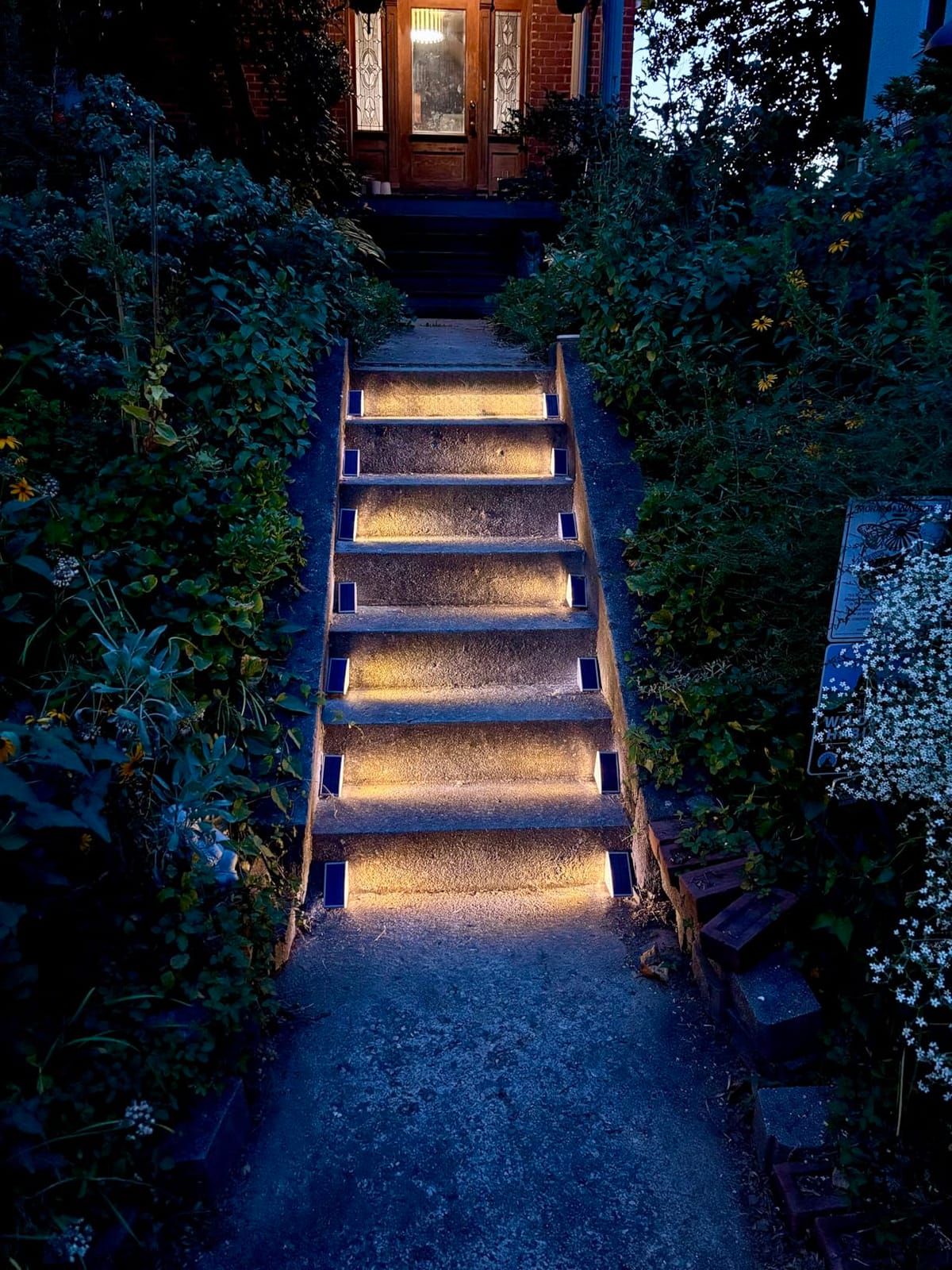 VOLISUN Solar Stair Lights 6 Pack, Solar Step Lights Outdoor Waterproof | IP67, LED Outdoor Step Light,Outdoor Light Decor for Garden Stair, Deck, Front Step, Front Porch, and Patio（3000K） customer photo 1
