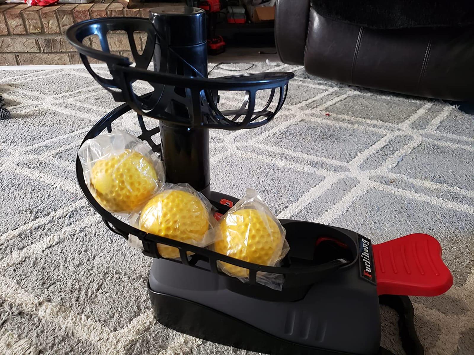 Furlihong 898BH Baseball Soft Toss Machine, Angle Adjustable, Step On Paddle and Release to Launch, No Power Supply Needed, Works with Regulation Baseball customer photo 1