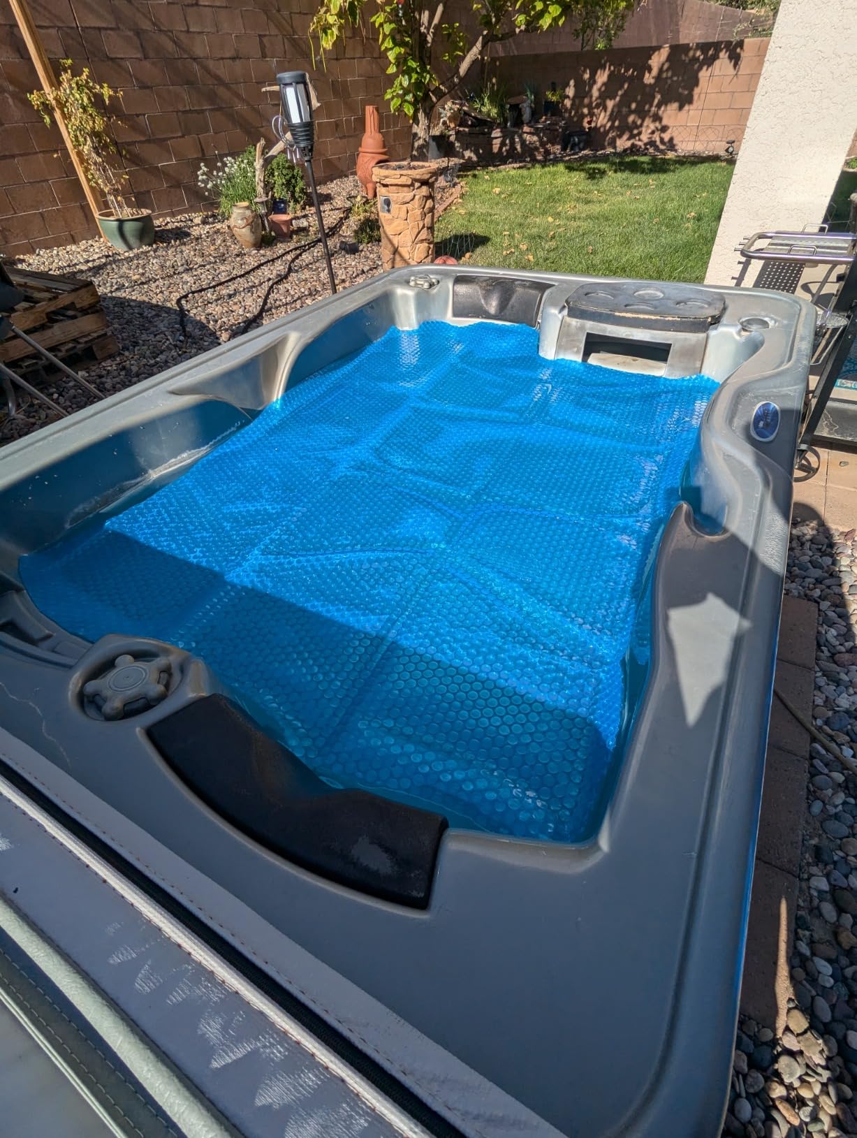 MADHOLLY 7x7FT Square 16Mil Heavy-Duty Spa Hot Tub Cover for Heat Retention | Bubble Solar Blanket, for Preventing Water Evaporation, Easy to Cut and Clean customer photo 1