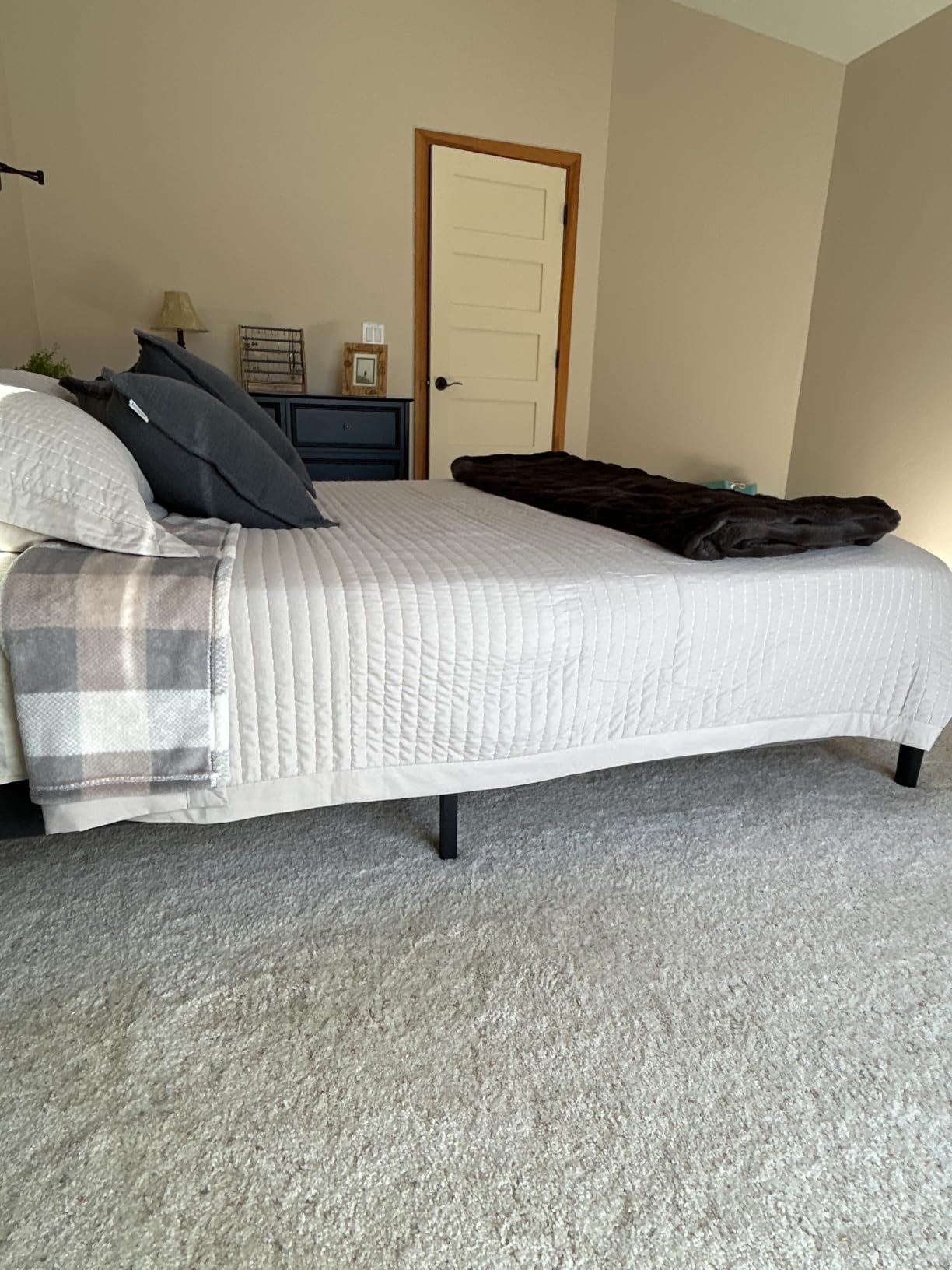 Bedsure Queen Quilt, Lightweight Soft Striped Comforter Bedding Set, Linen | Breathable Bedspread Bedding Set, All-Season Comfort, Summer Coverlet, Hot Sleepers Friendly, OEKO-TEX, 3-Piece Set, 90x96in customer photo 1