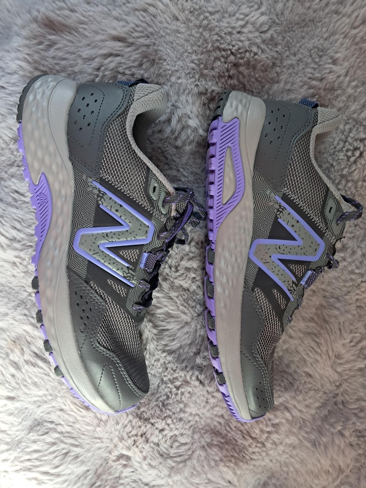 New Balance Women's 410v8 Trail Running Shoes customer photo 1