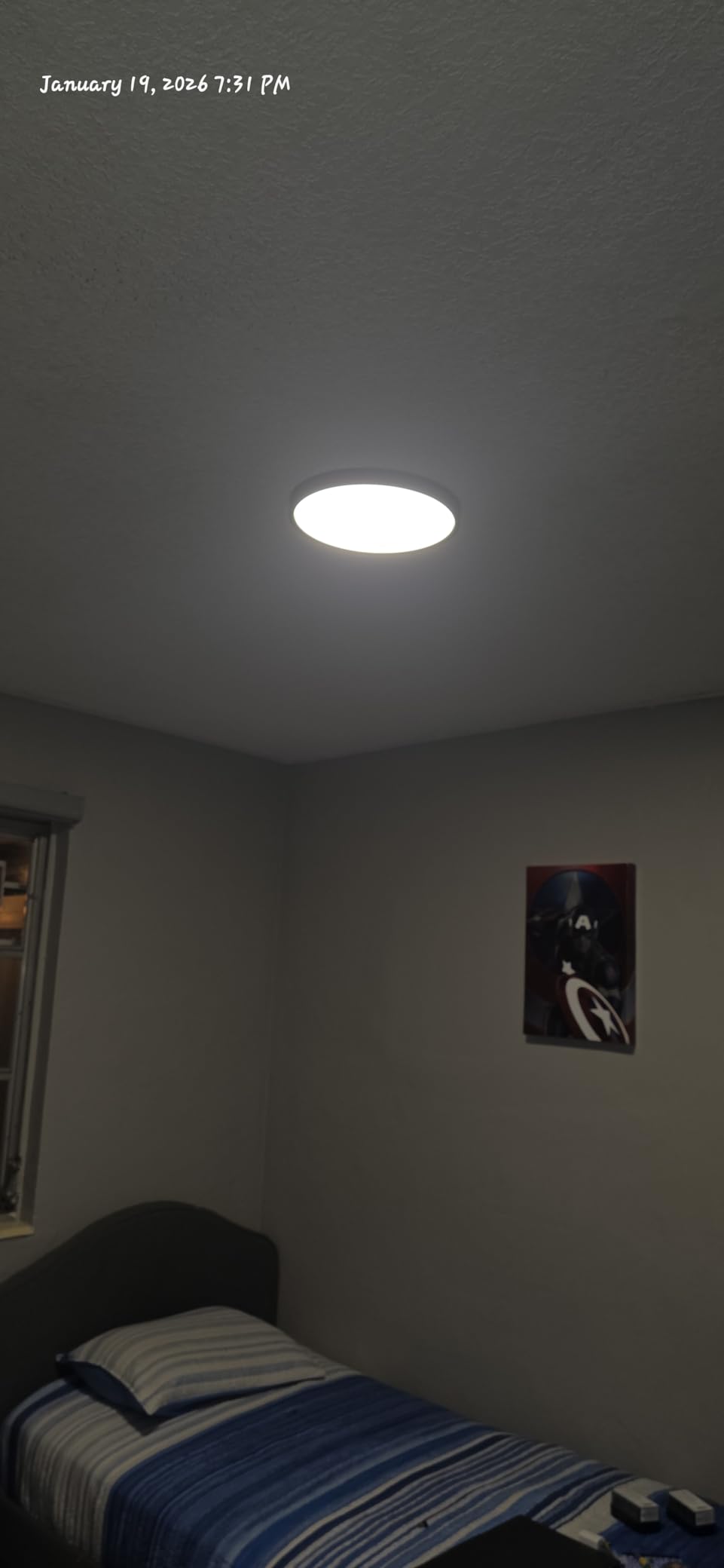 hykolity 12 Inch LED Round Flat Panel Light, 3CCT, 3000K/4000K/5000K | 24W Selectable CCT Edge-Lit Flush Mount Ceiling Light Fixture for Kitchen, Bedroom, Laundry and Closet Room, Black customer photo 1