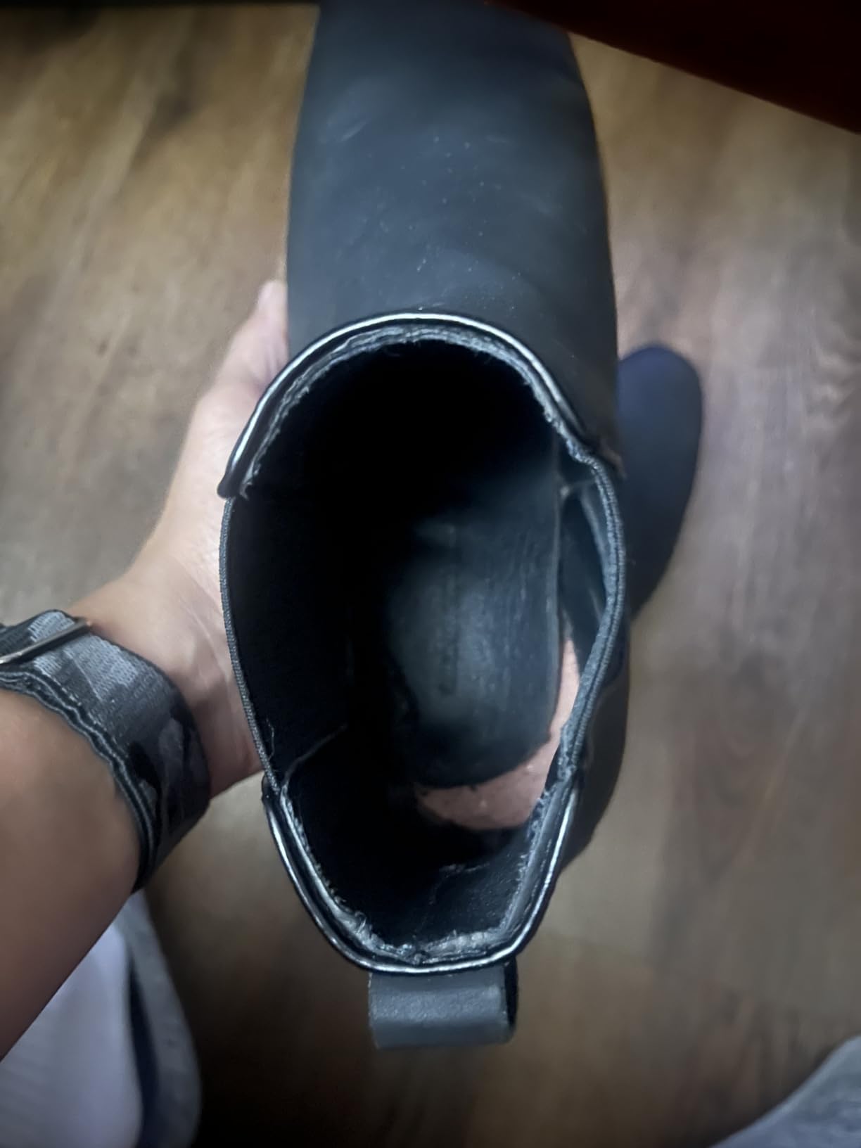 Amazon Essentials Men's Slip On Chelsea Ankle Boot customer photo 2