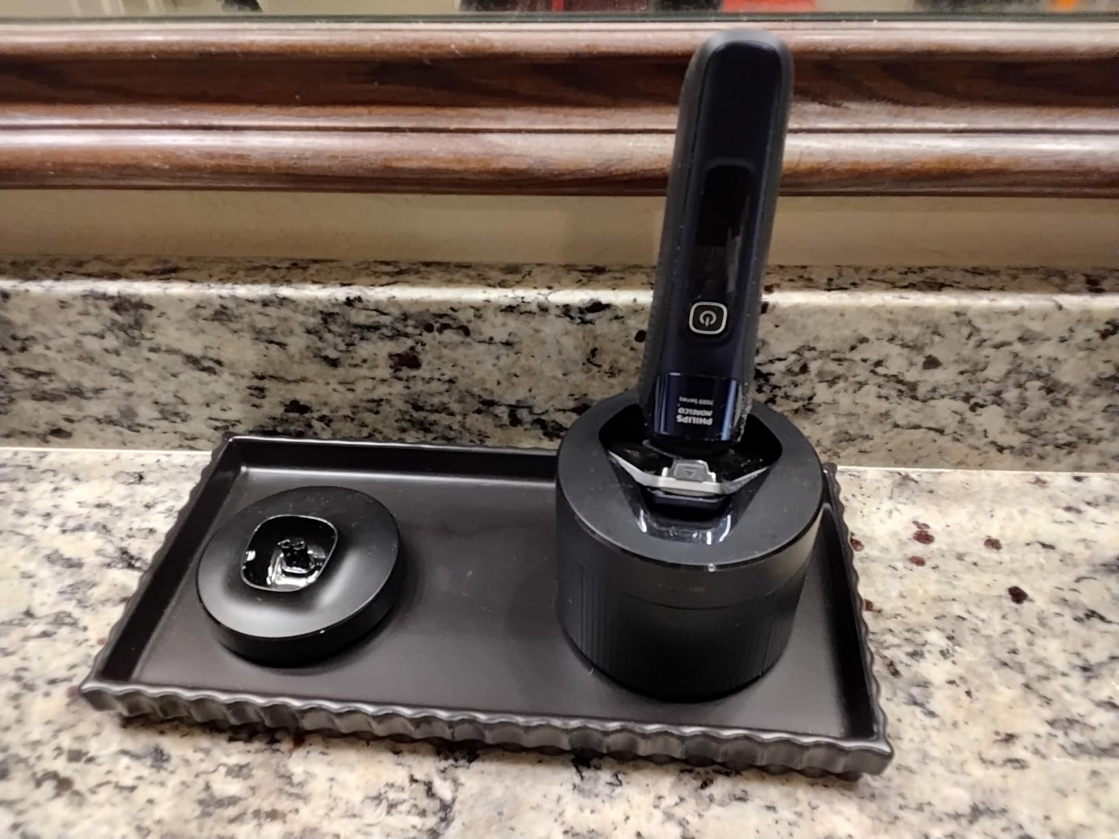 Philips Norelco 7800 Electric Shaver, Black | 45 SteelPrecision Blades, SenseIQ Technology, Nano SkinGlide coating, 360° Flexible Heads, Charging Stand, S7885/85 customer photo 1