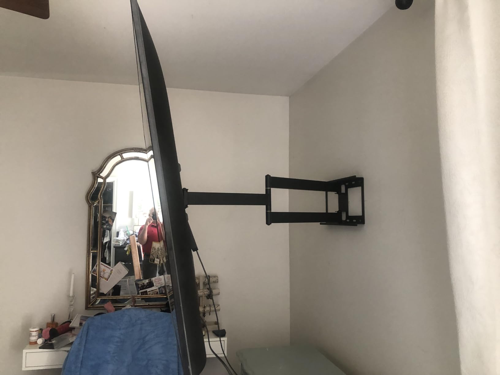 BONTEC Corner TV Wall Mount with Extra Long 40.9