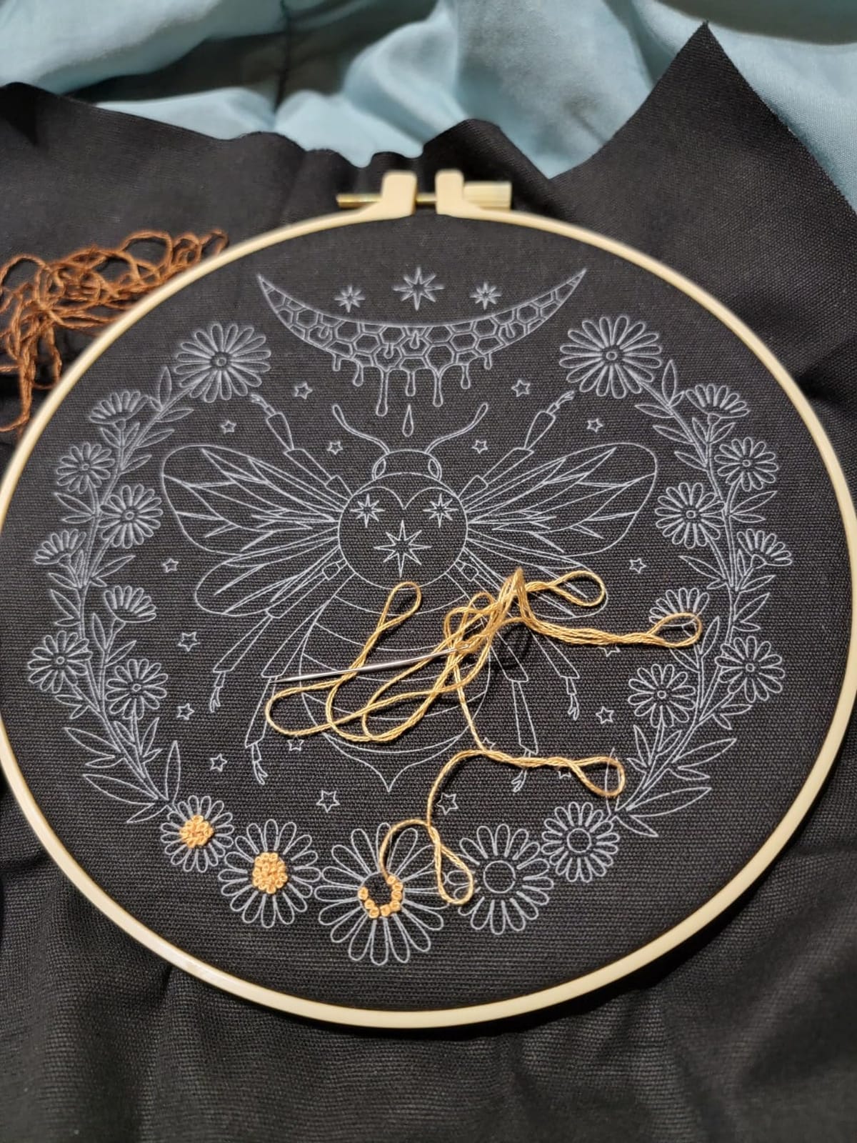 Embroidery Kits for Beginners Adults, Stamped Cross Stitch kits for Adult Beginners Embroidery Starter Kit with Pattern, 3 Embroidery Hoop and Fabric, Needles Threads (Attached Teaching Video QR Code) customer photo 1