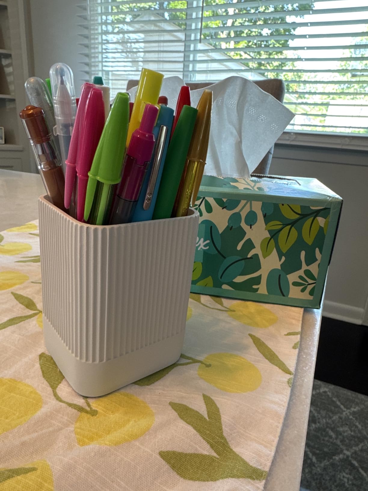 KIBAGA Aesthetic Pen Holder for Desk - Modern Concrete Pencil Holder & Cup customer photo 1