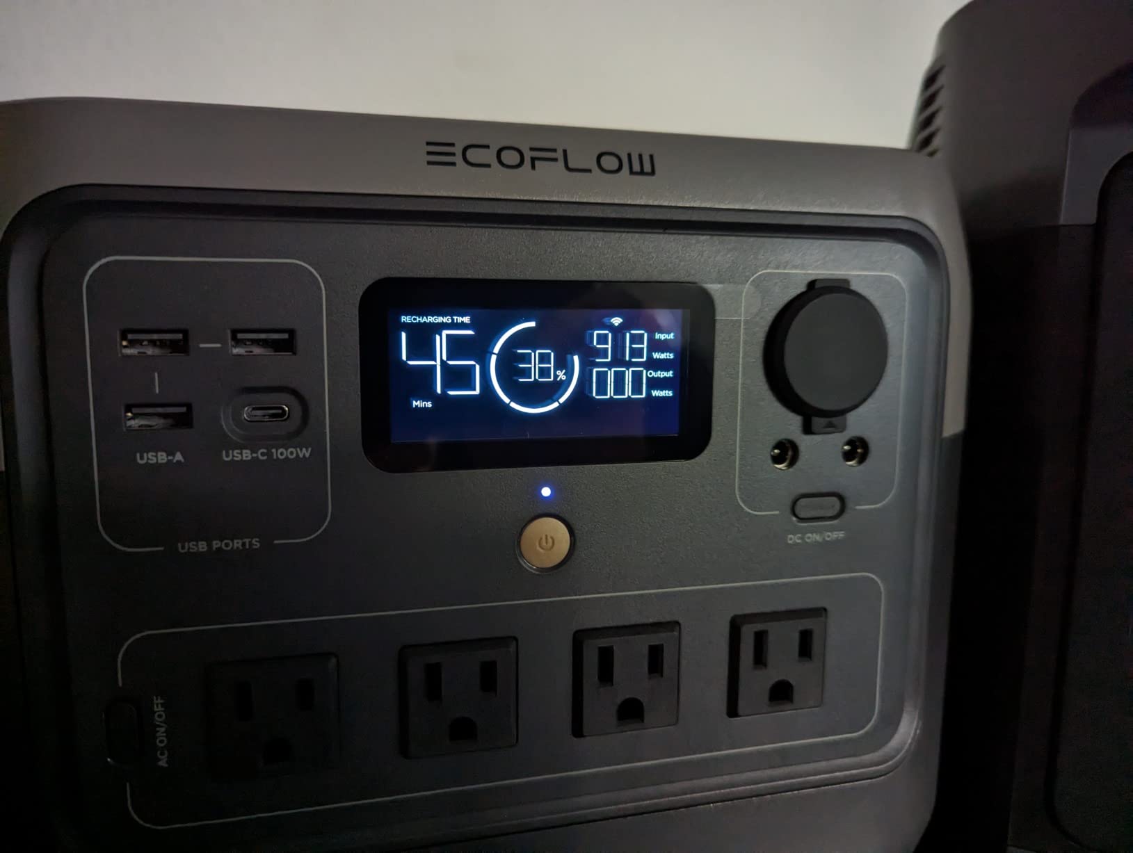 EF ECOFLOW Solar Generator RIVER 2 Pro & 220W Portable Solar Panel, 768Wh customer photo 1