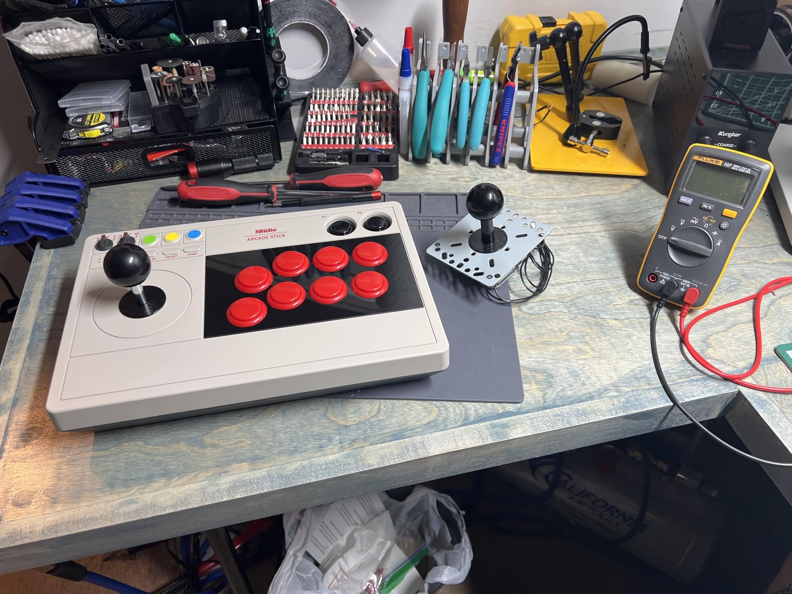 8Bitdo Retro Wireless Arcade Fight Stick for Switch/Switch 2, PC Windows | 8 Way Joystick, 2 Dedicated Macro Buttons, Turbo Function, Support Bluetooth, 2.4G Wireless and Wired USB-C Cable Connection customer photo 1