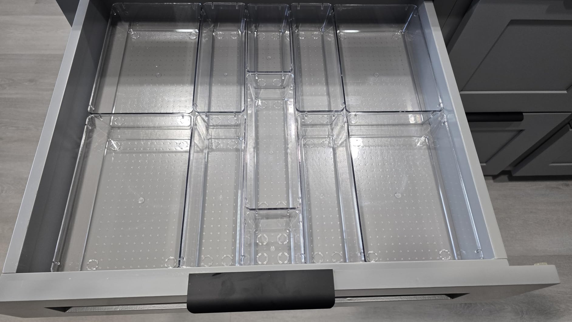 Vtopmart 44 PCS Clear Plastic Drawer Organizers Set, Vanity Organizer Trays customer photo 1