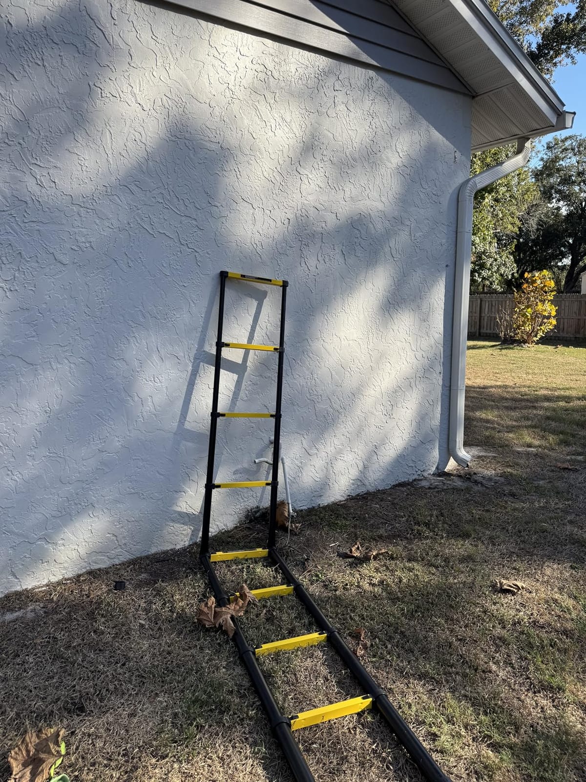 SINMEIRUN Telescoping Ladder, 16.5 FT, 330 lbs Capacity; Orange | EN131 Certified, Straight Extension Ladder; Collapsible Multi-Purpose for Home, Roof and RV customer photo 2