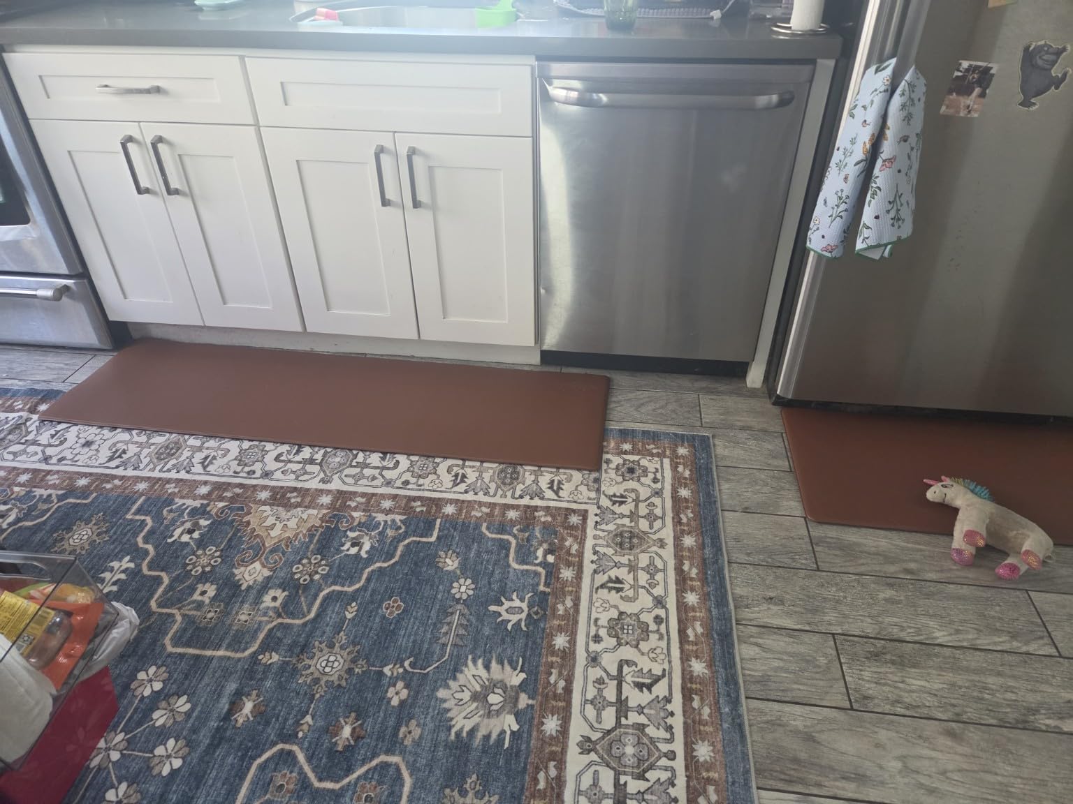 StepRite Kitchen Mats for Floor, 2-Piece Anti-Fatigue Kitchen Rugs, Khaki customer photo 1