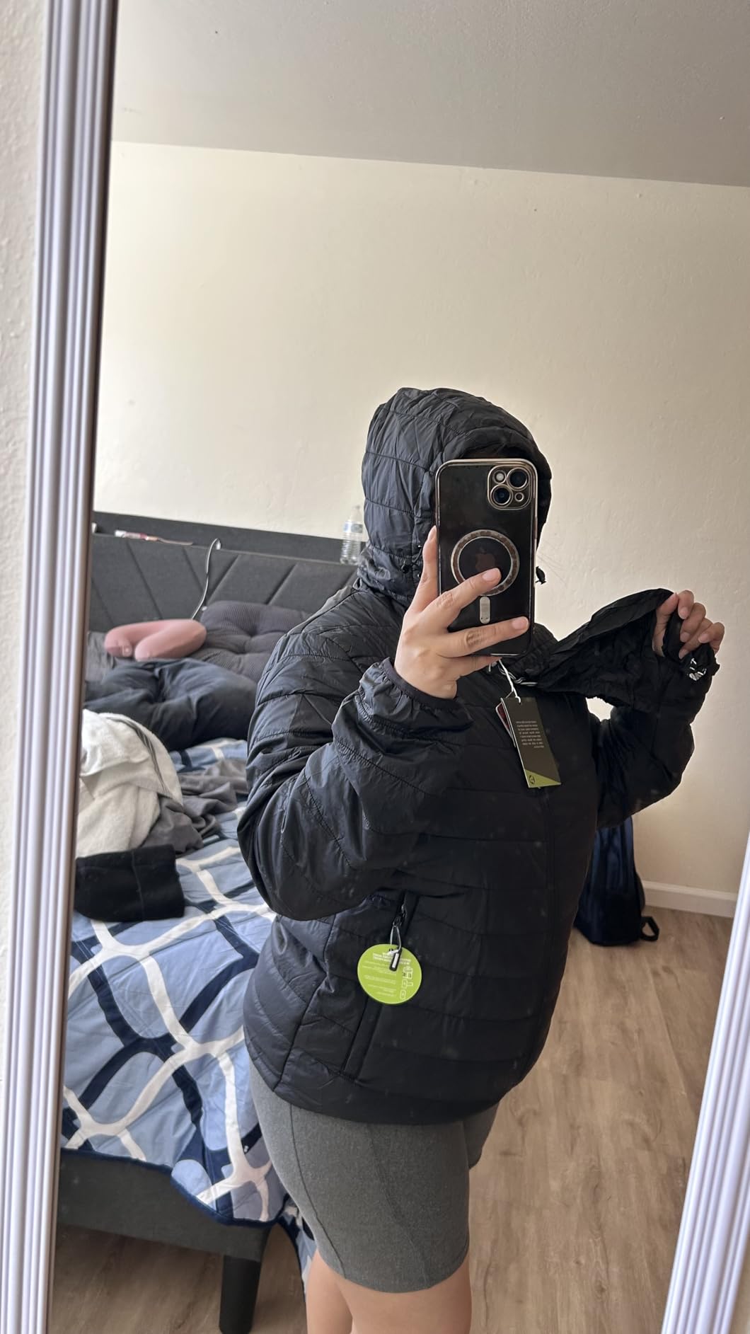 Outdoor Ventures Women's Packable Lightweight Puffer Jacket with Hood customer photo 1