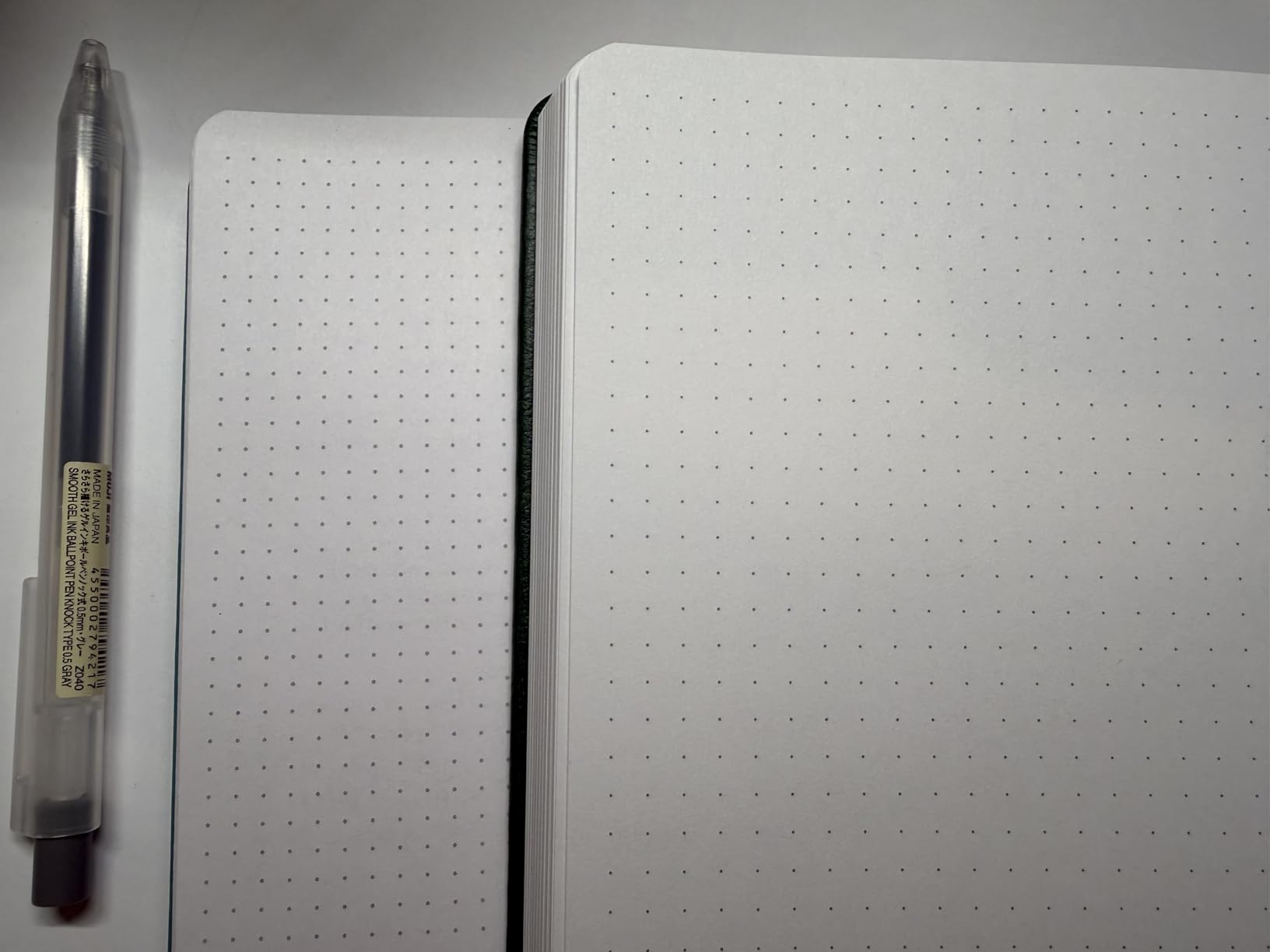 Clever Fox Planner 2.0, A5 Undated Weekly & Monthly Notebook, Black customer photo 2