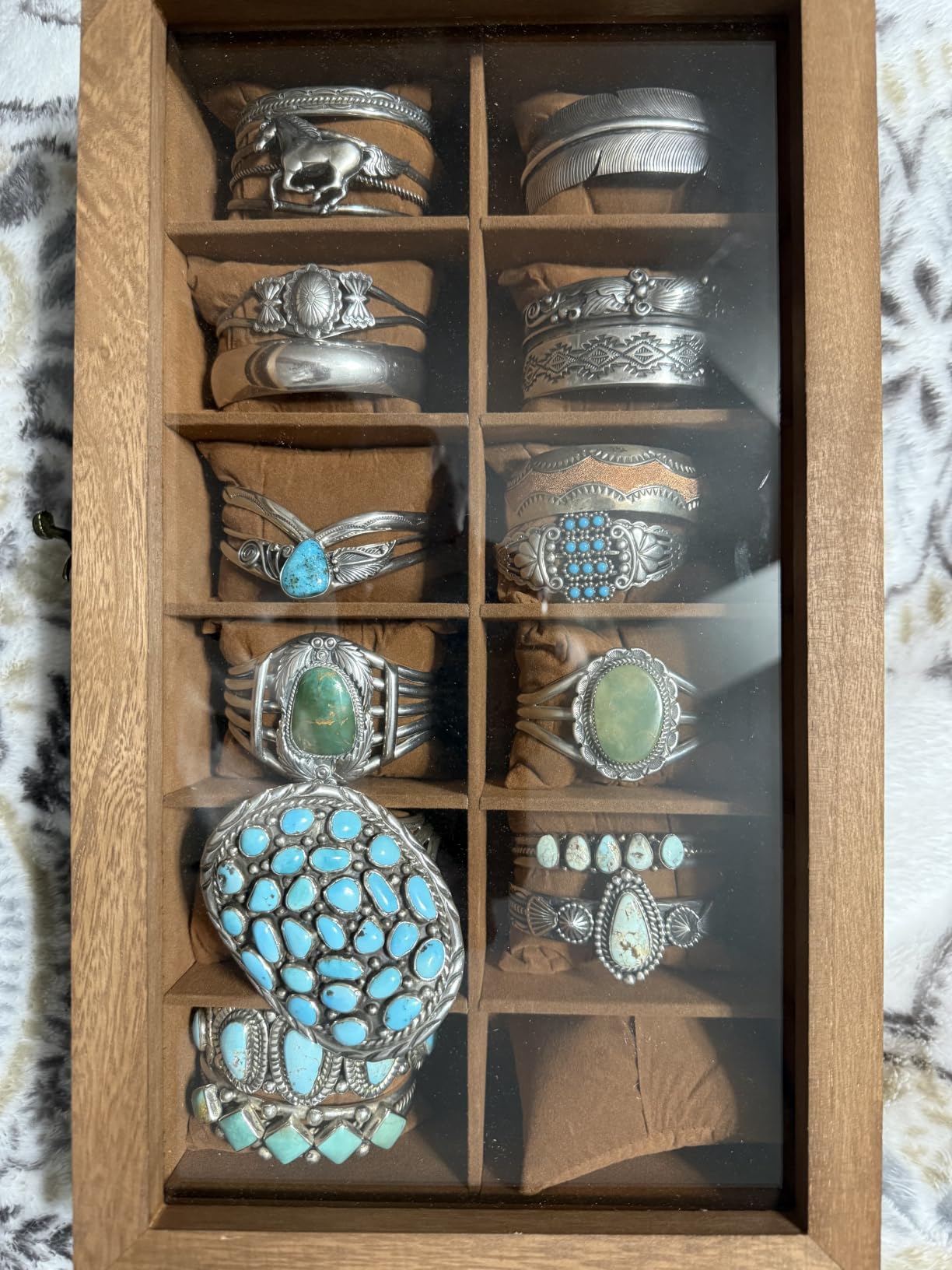 SONGMICS 6-Slot Wooden Watch Box, Display Case with Large Glass Lid customer photo 1