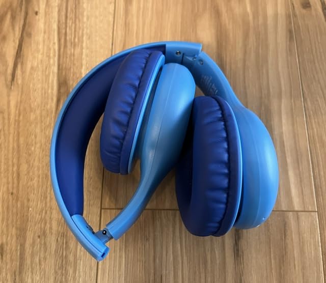 EarFun K2 Kids Bluetooth Headphones for School, Kids Headphones with Mic | Volume Limited, 60H Playtime, Built-in Mic, Stereo Sound, Foldable Over-Ear Headphones for Kids/Toddler/Travel/Tablet, Blue customer photo 2