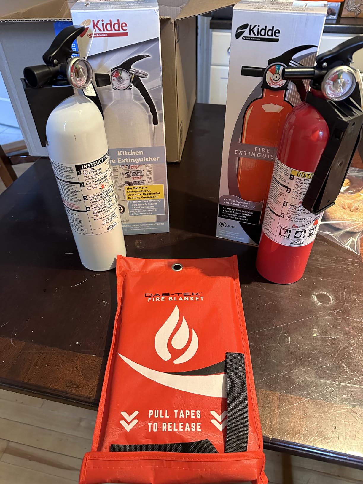 Kidde Kitchen Fire Extinguisher, 711A, RESSP customer photo 1