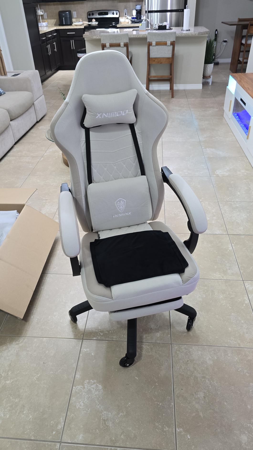 Dowinx Gaming Chair Breathable Fabric Game Chair with Gel Pad and Storage Bag, Comfortable Gamer Chair with Pocket Spring Cushion,Ergonomic Computer Chair with Footrest,Grey customer photo 1