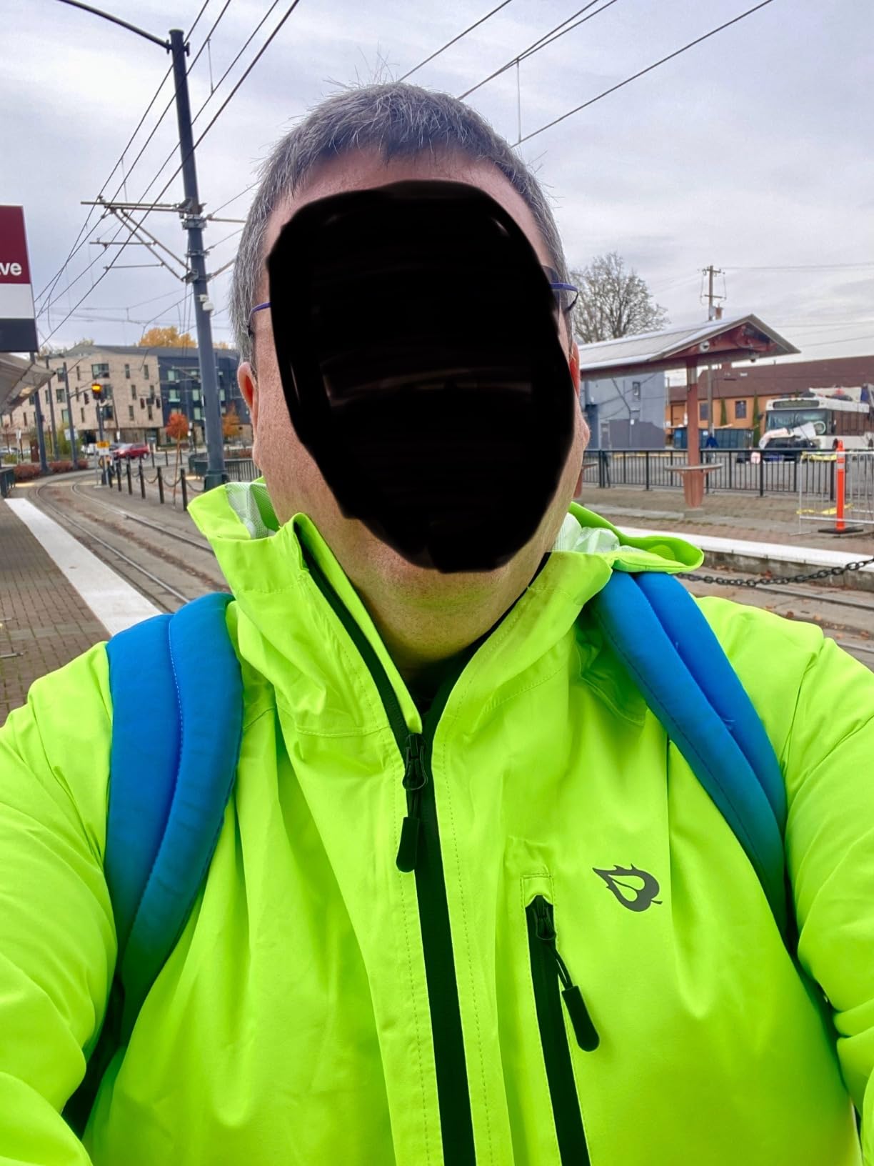 baleaf Men's Rain Jacket Waterproof Hood Lightweight Reflective Packable | 5000Mm Waterproof & Windbreaker; Packable with 6 Pockets; Reflective Stripes for Safety; Perfect for Cycling, Running, Hiking customer photo 2