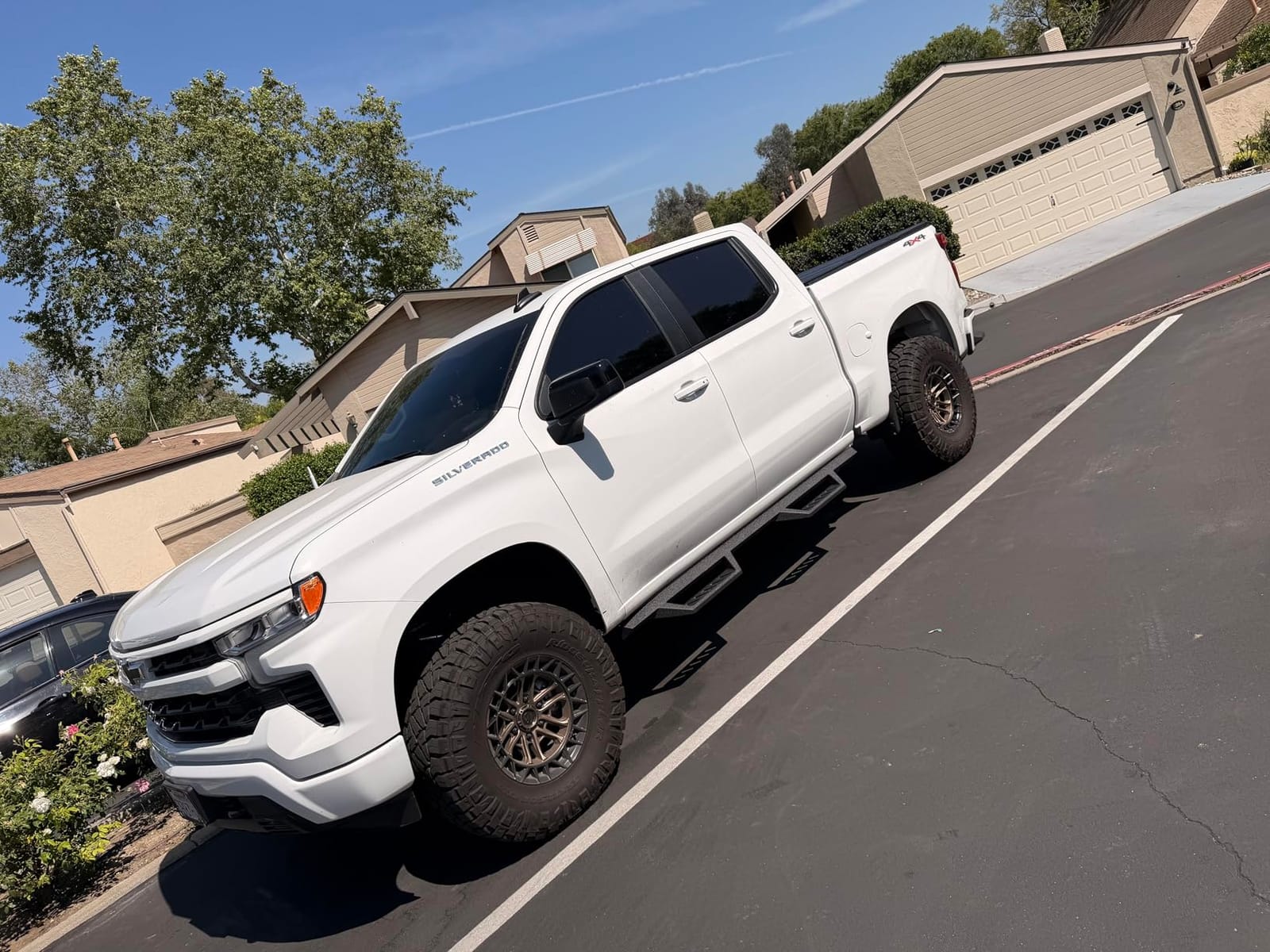 Tyger Auto LanderX Running Board Compatible with 2019-2026 Chevy Silverado GMC Sierra 1500; 2020-2026 2500 3500HD | Crew Cab | TG-LX3C82318 | Drop Step Side Step Rail Nerf Bars customer photo 2