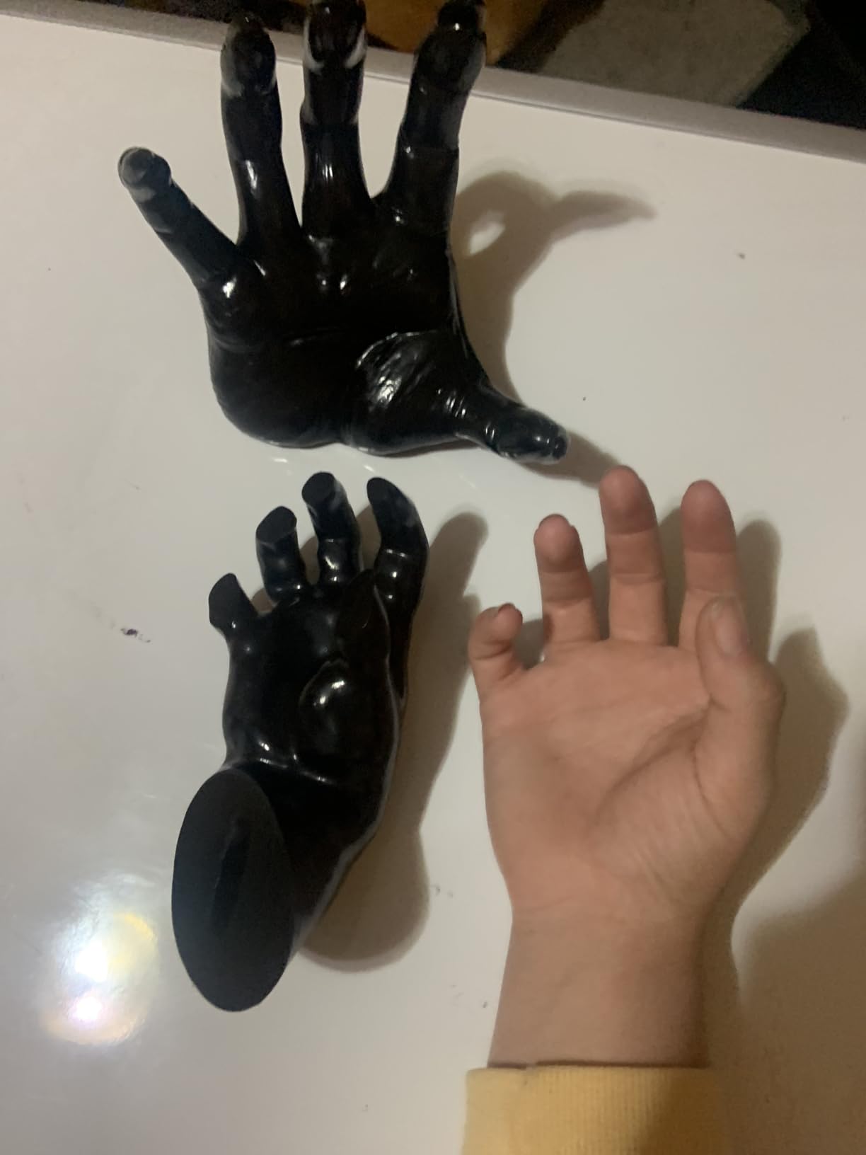 DAZONGE Halloween Decor 3Set Creepy Hands with Candles Halloween Wall Decor customer photo 2