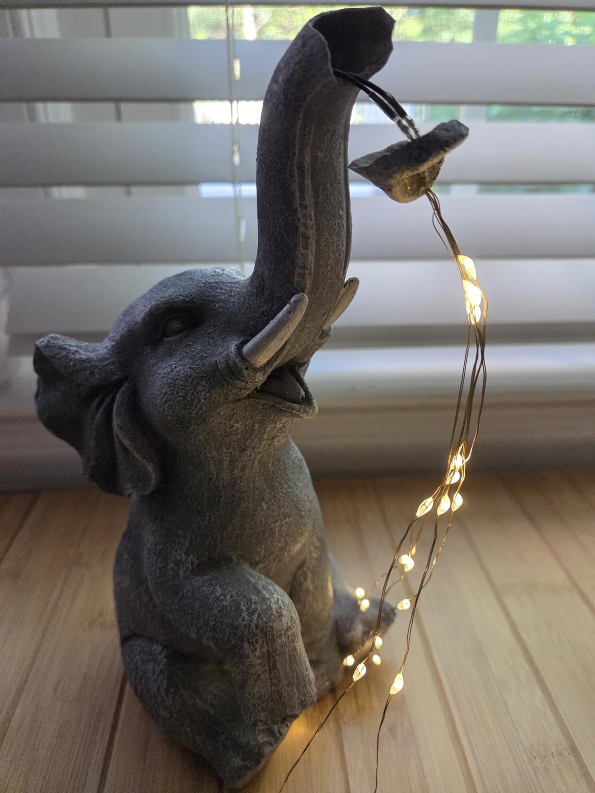 GIGALUMI Elephant Statue Solar Garden Decor Yard Outdoor Gifts for Women customer photo 1